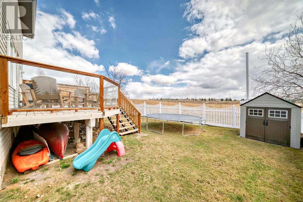 Single Family House for Sale in  Tuscarora Close NW Tuscany Calgary 
