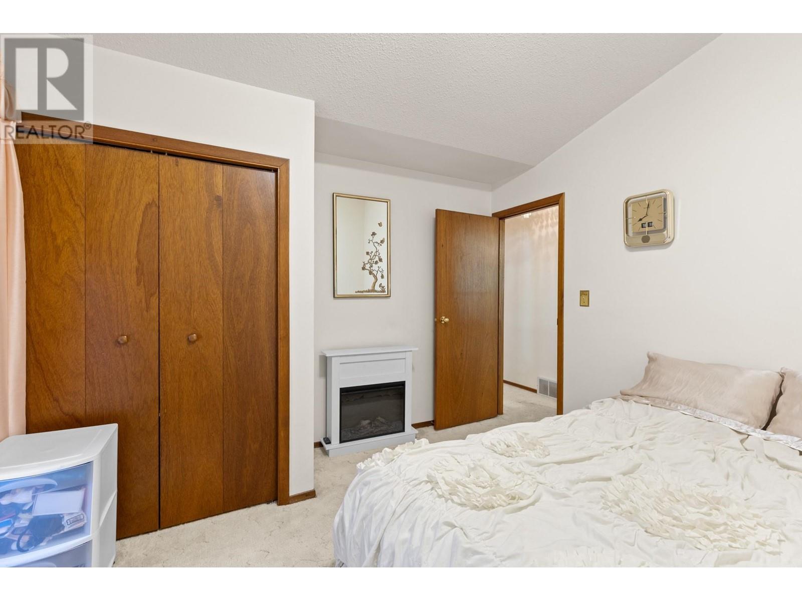  6210 50 Street Northeast, Salmon Arm