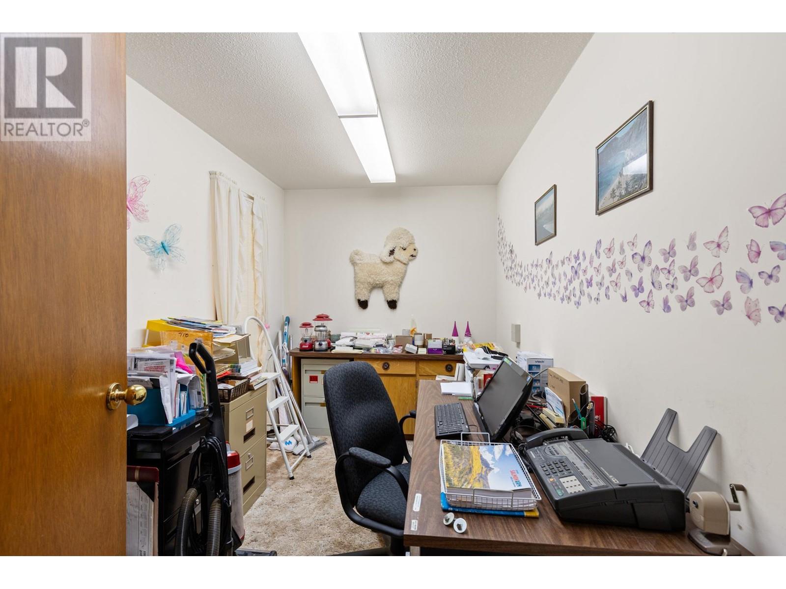  6210 50 Street Northeast, Salmon Arm