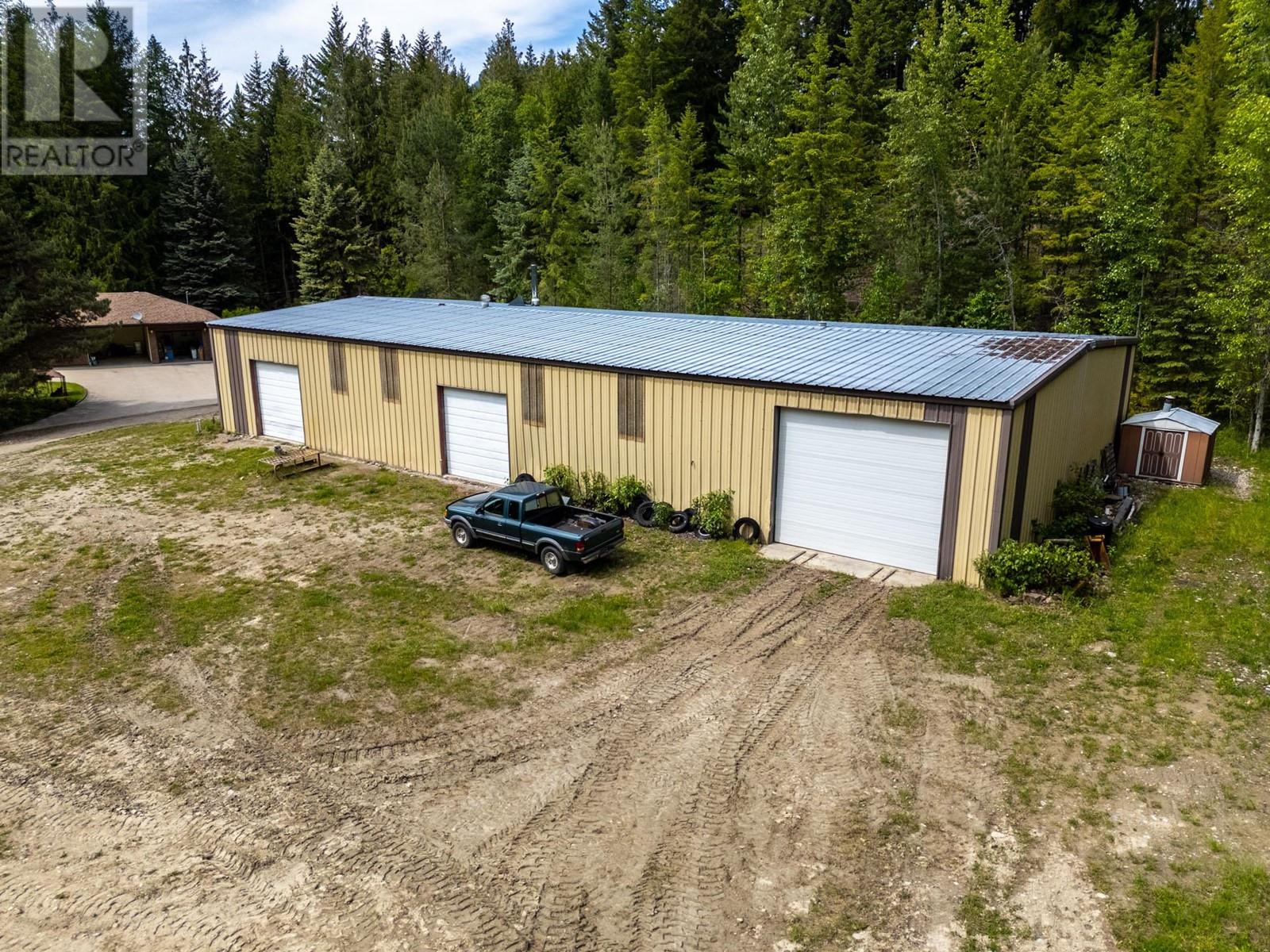  6210 50 Street Northeast, Salmon Arm