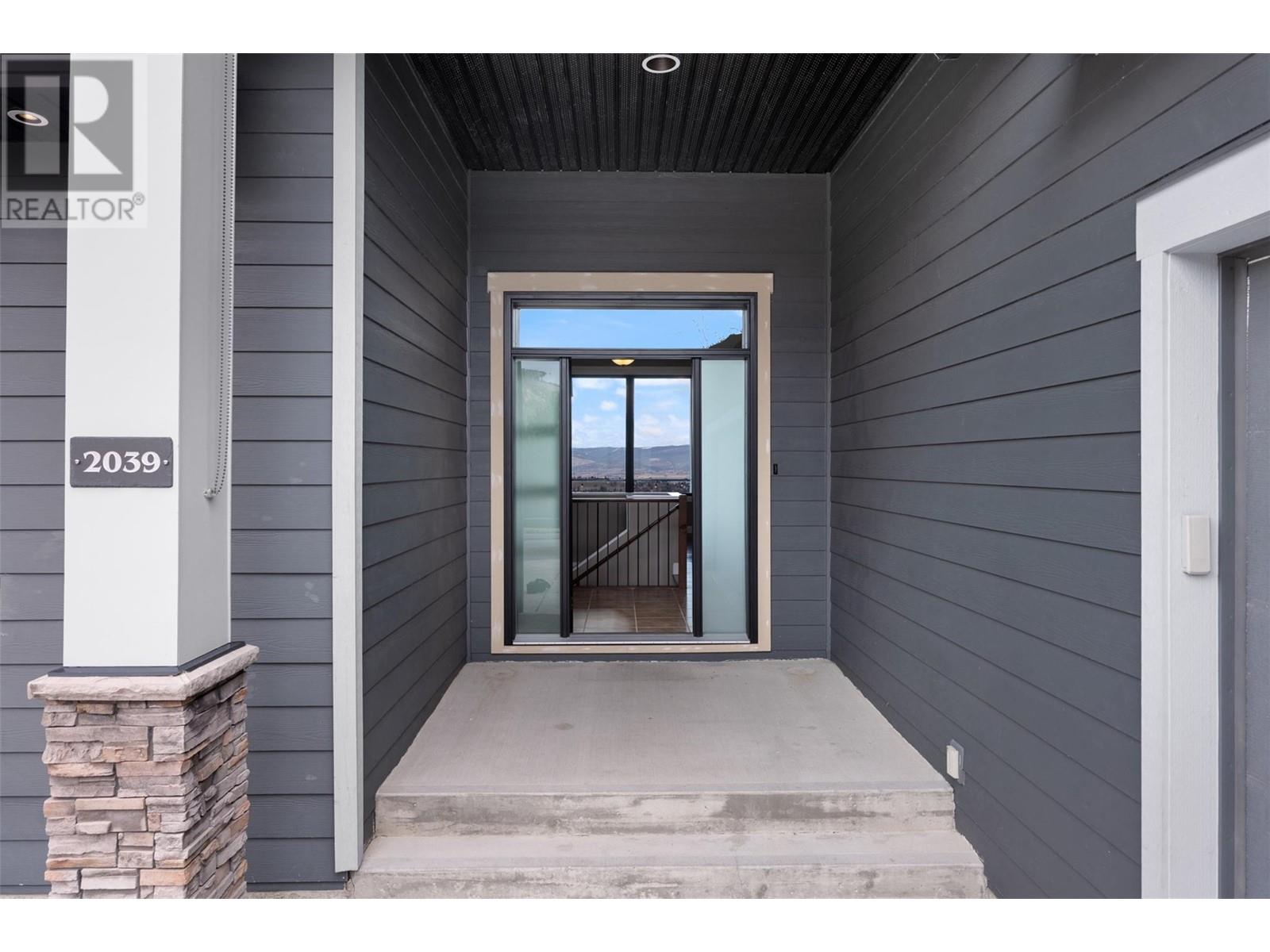  2039 Cornerstone Drive, West Kelowna