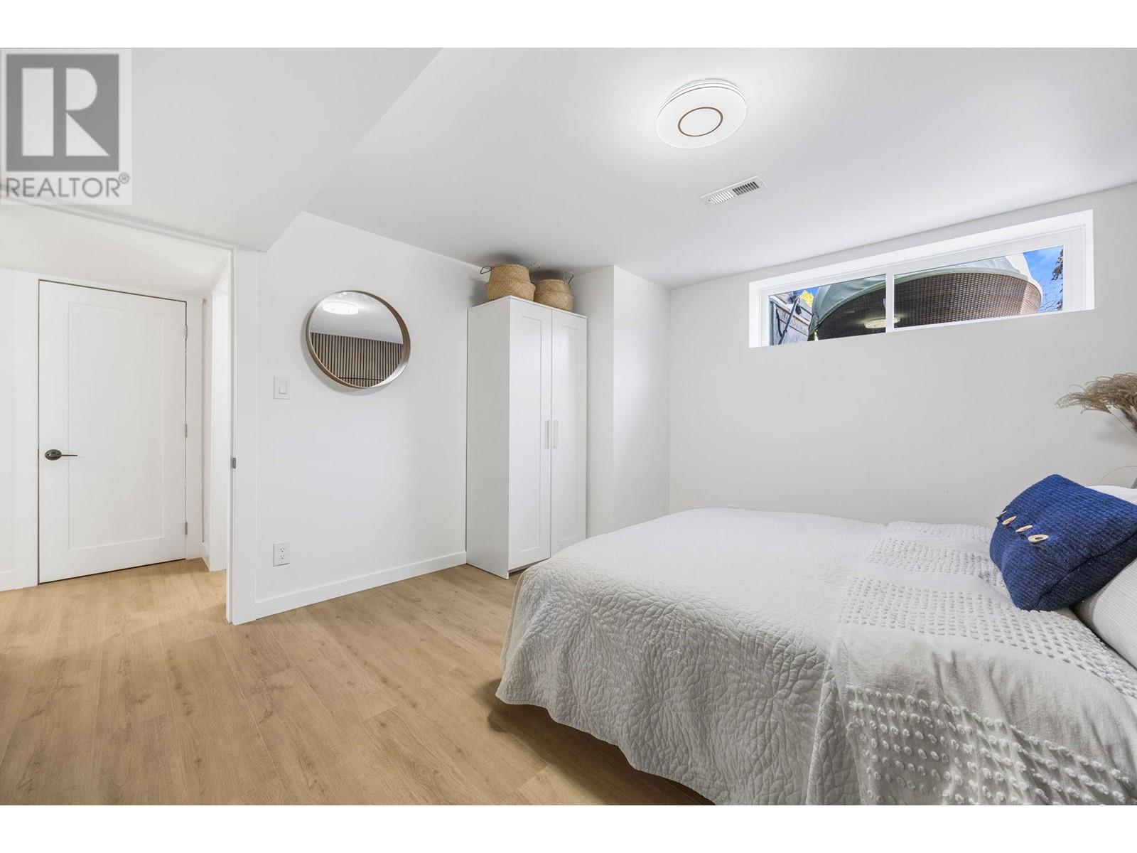 1224 LAWSON AVENUE - Image 42