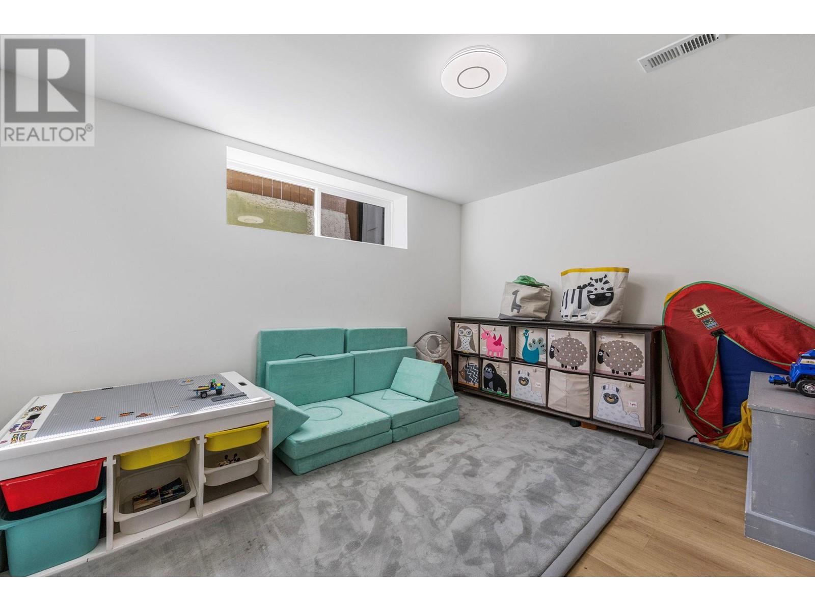 1224 LAWSON AVENUE - Image 40