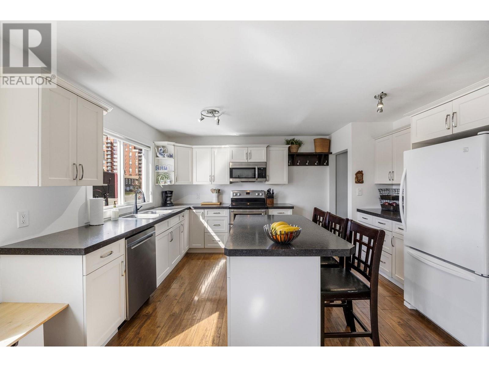 1224 LAWSON AVENUE - Image 5