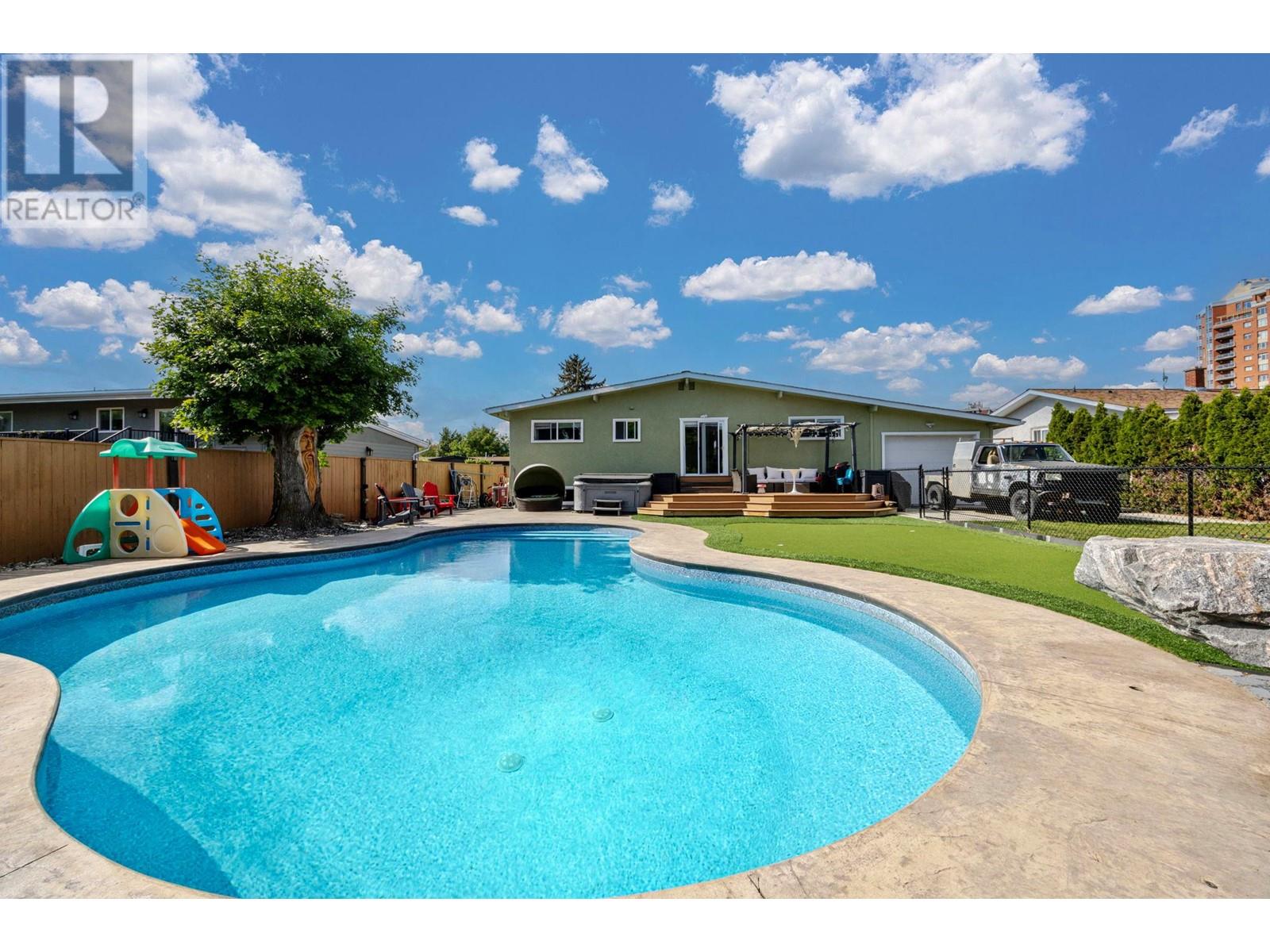 1224 LAWSON AVENUE - Image 53