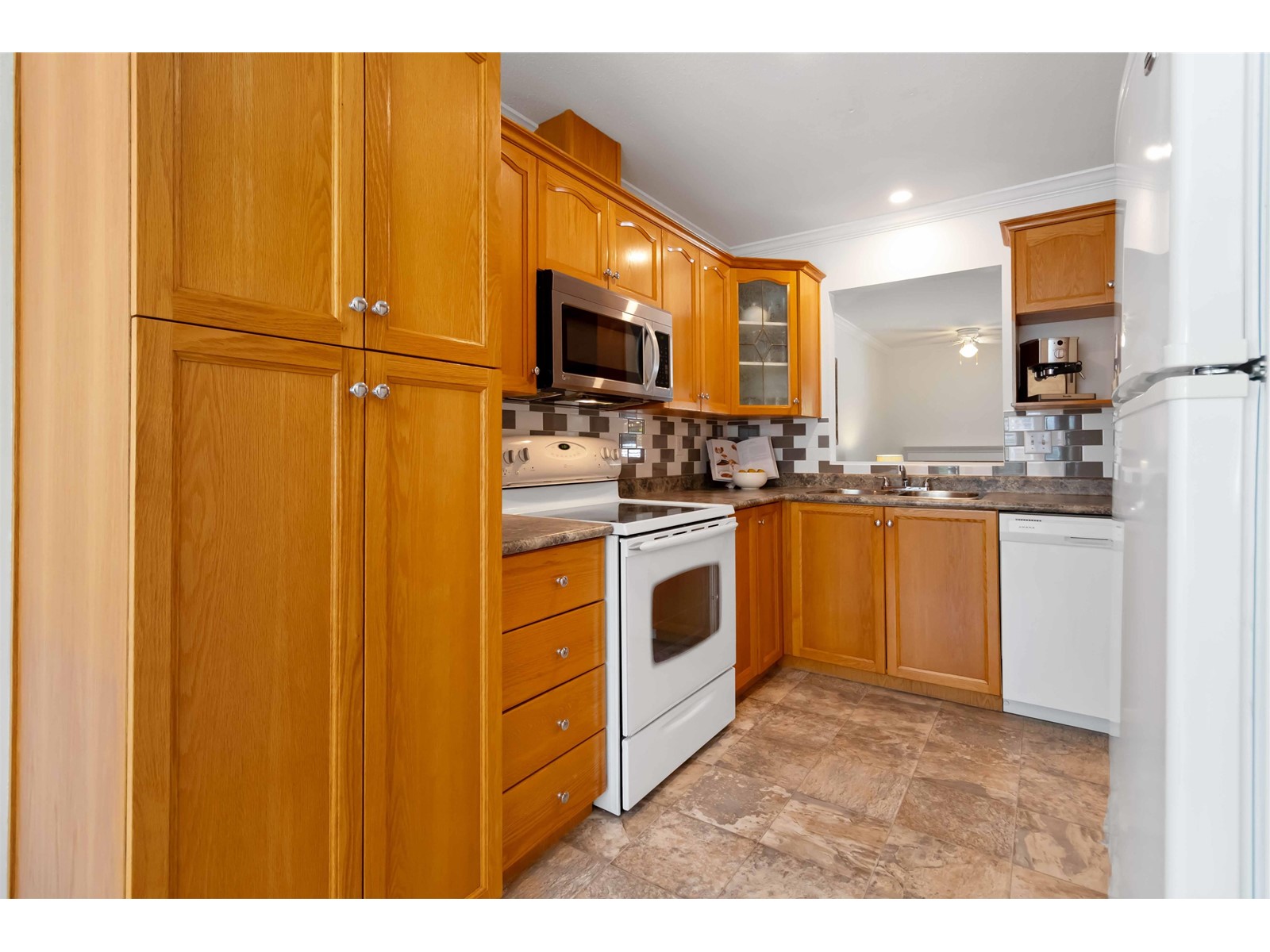 Photo 9 of 73 45175 Wells Road Sardis West Vedder, Chilliwack BC