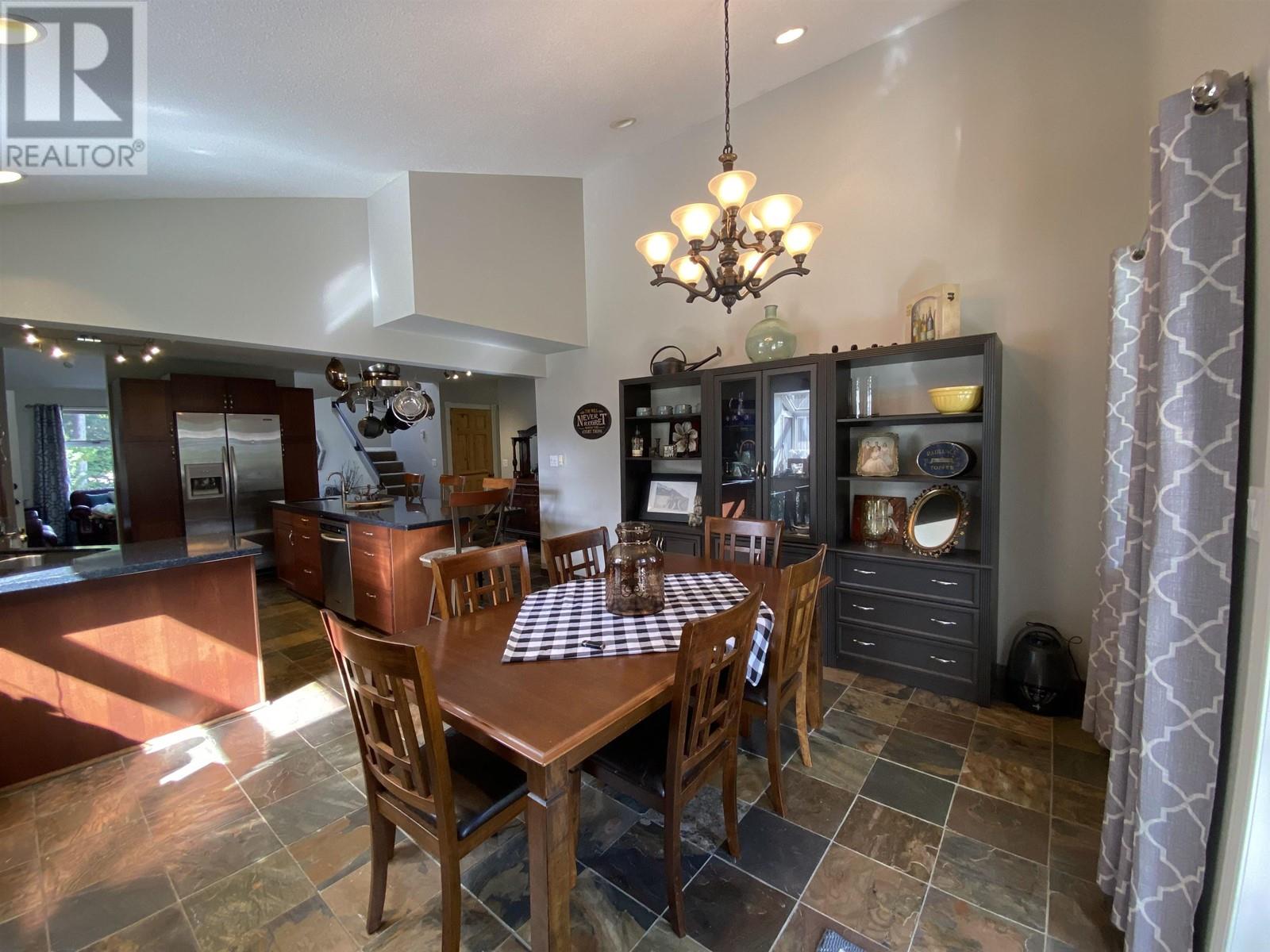 1500 ASH STREET, Valemount