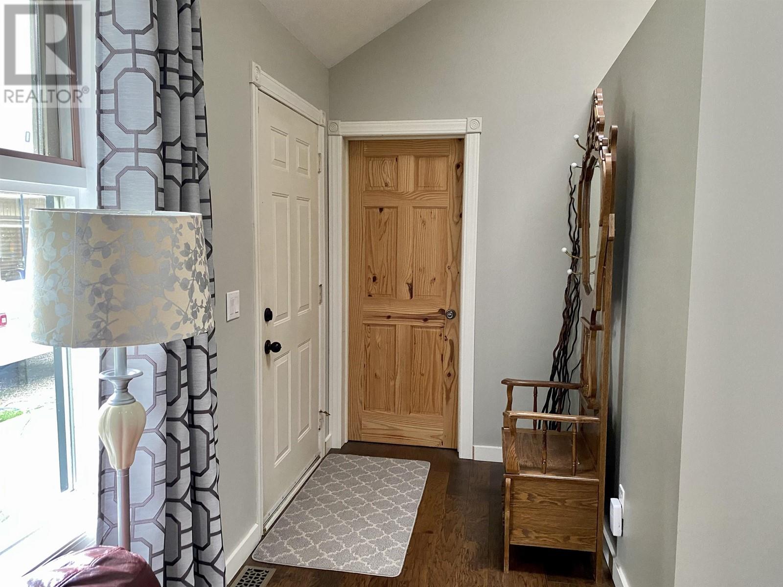 1500 ASH STREET, Valemount