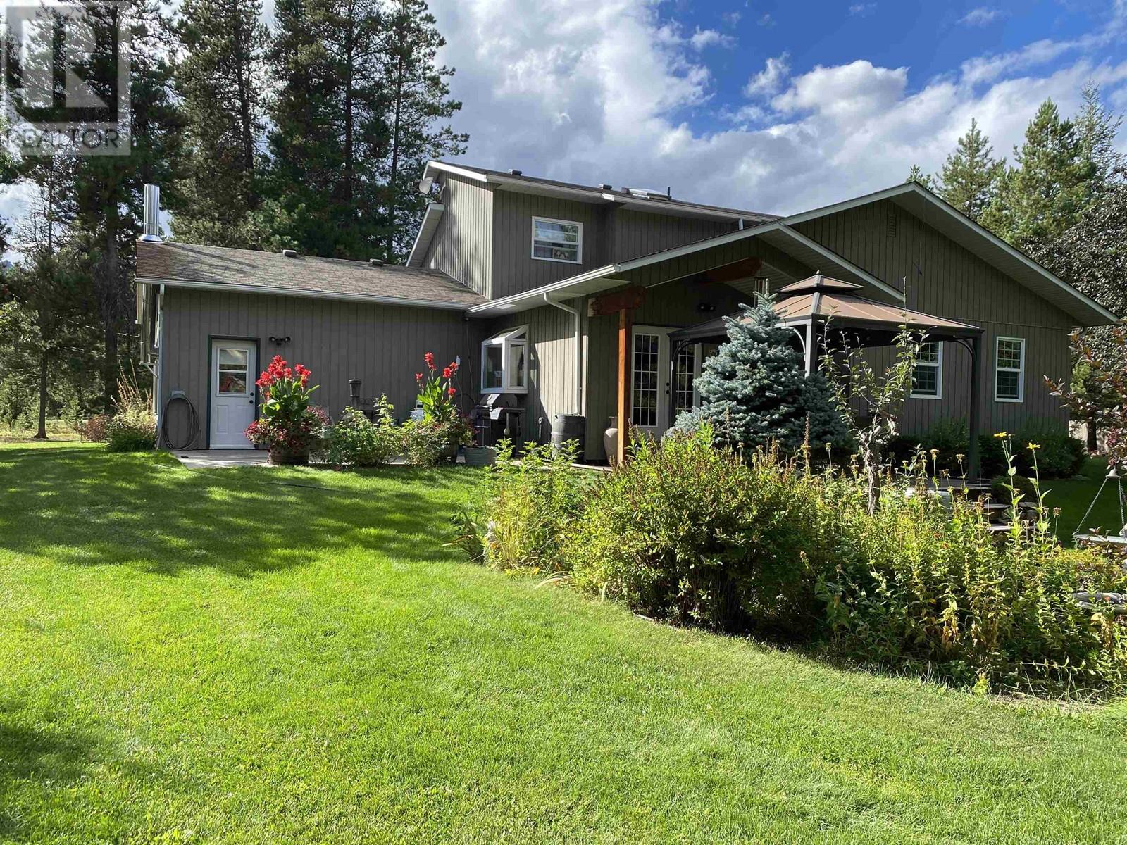 1500 ASH STREET, Valemount