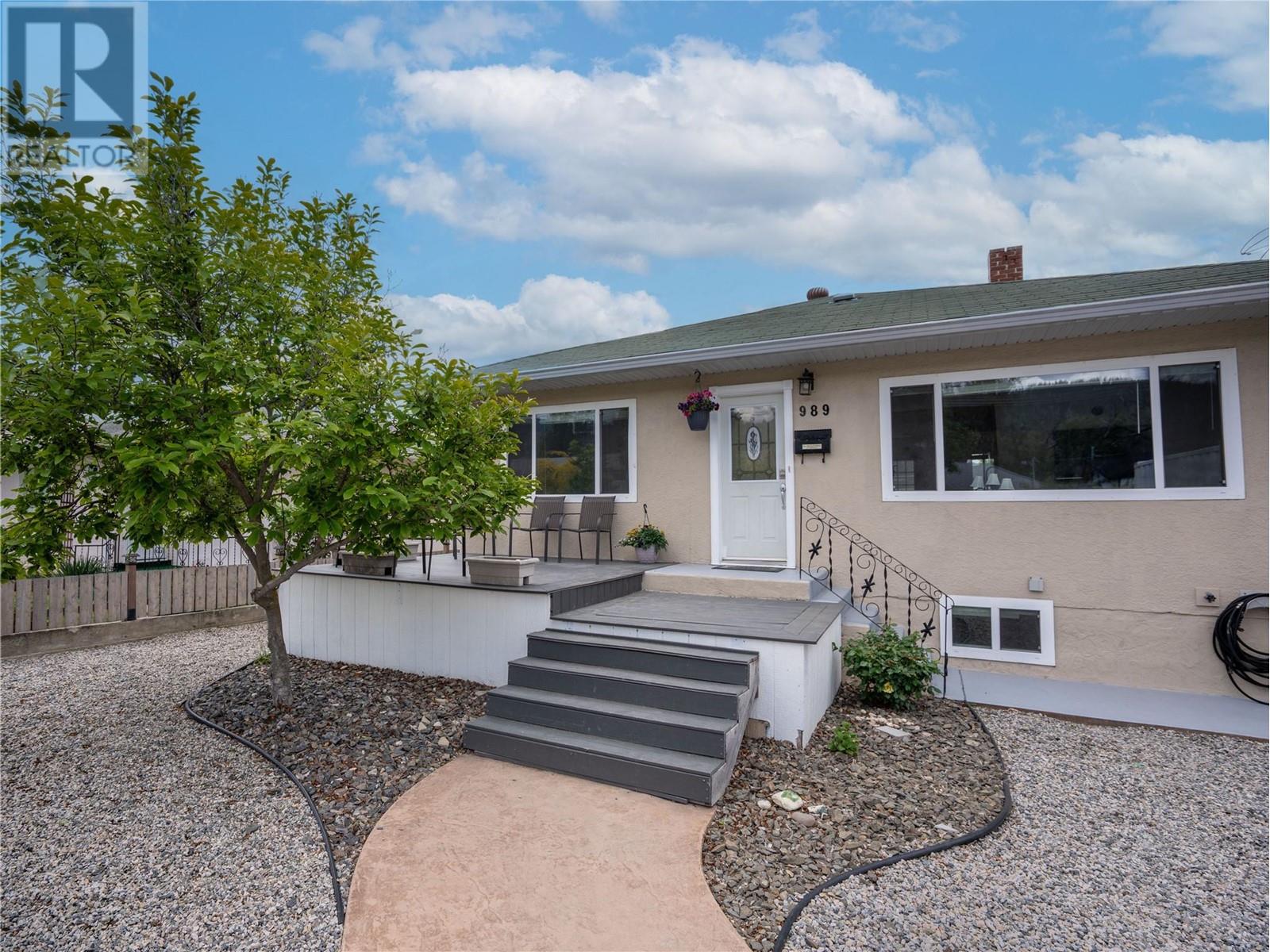 989 Kilwinning Street, Penticton