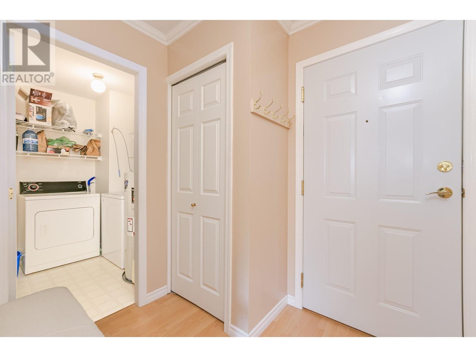 214 211 Kildonan Avenue, Enderby