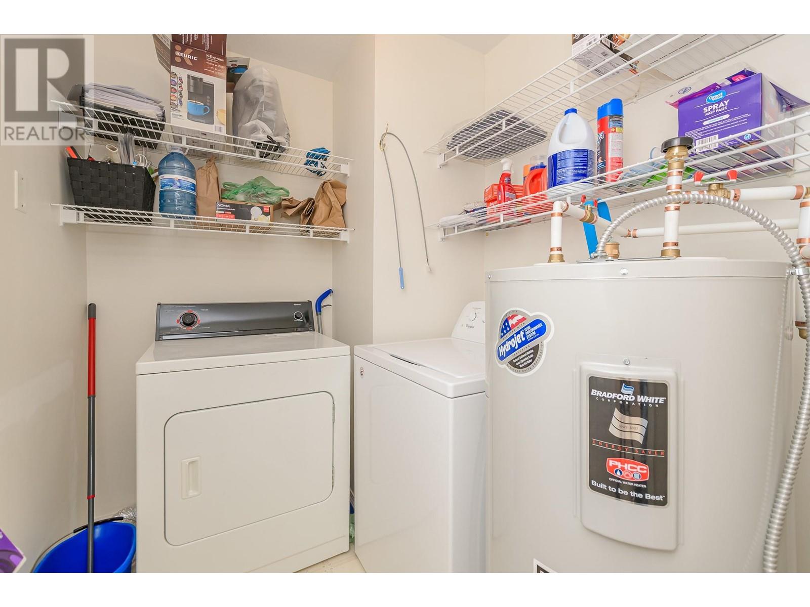 214 211 Kildonan Avenue, Enderby