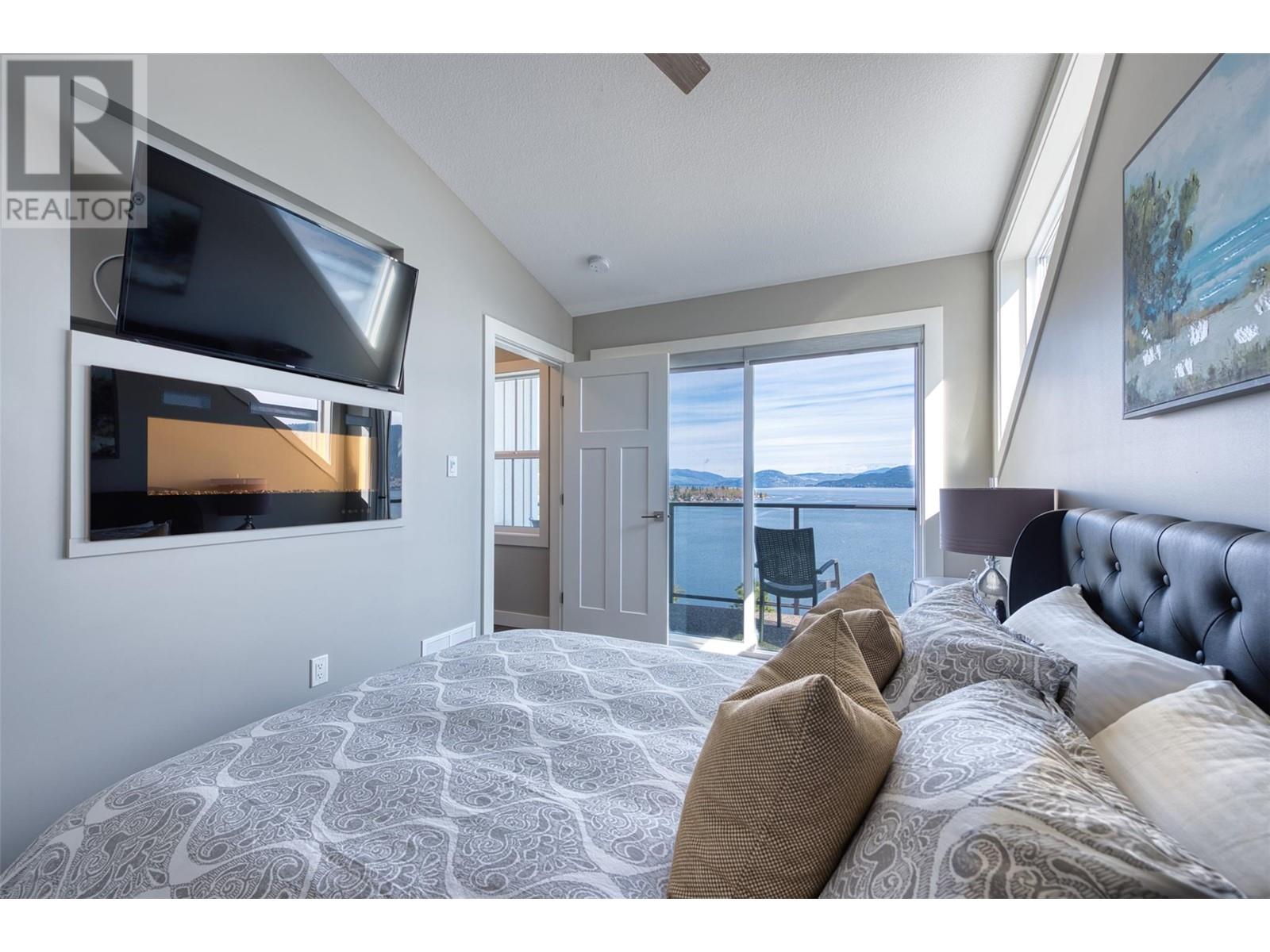275 7022 Barcelona Drive, Kelowna