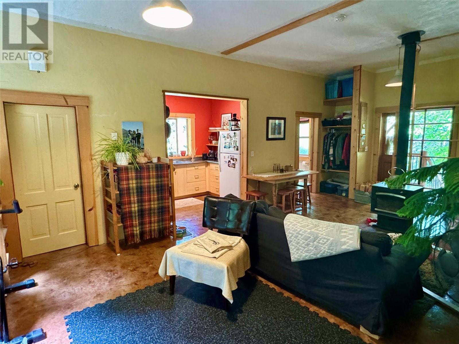 Photo 19 of 6610 6 Highway, Ymir BC