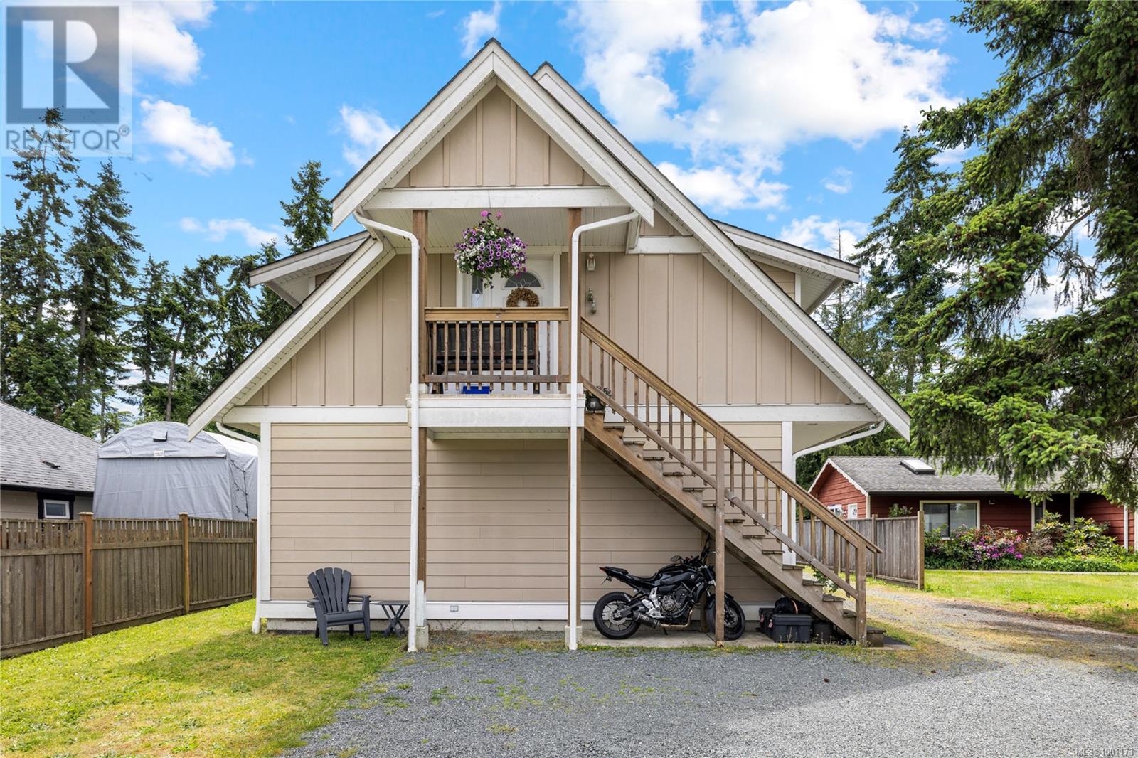 174 Stanford Ave E, Parksville real estate listing 1001173