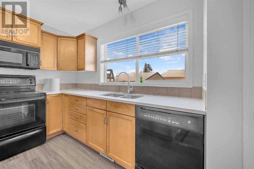 Single Family House for Sale in  Copperfield Heights SE Copperfield Calgary 