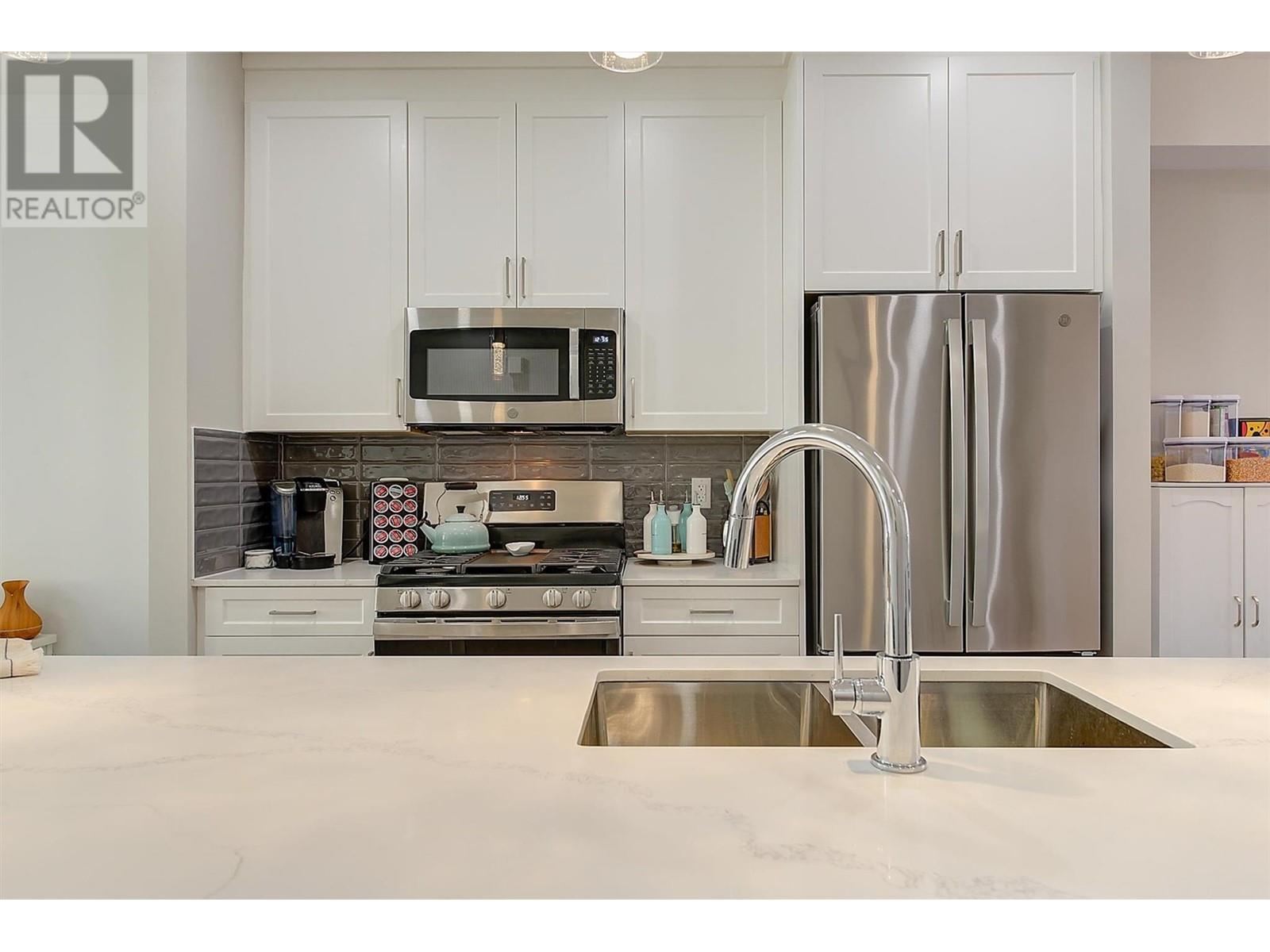  1172 Black Mountain Drive, Kelowna