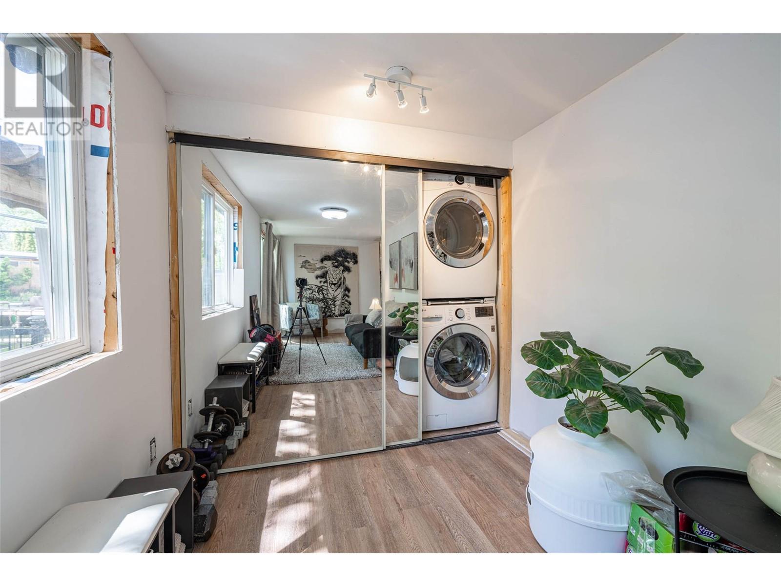 9A 1375 Green Bay Road, West Kelowna