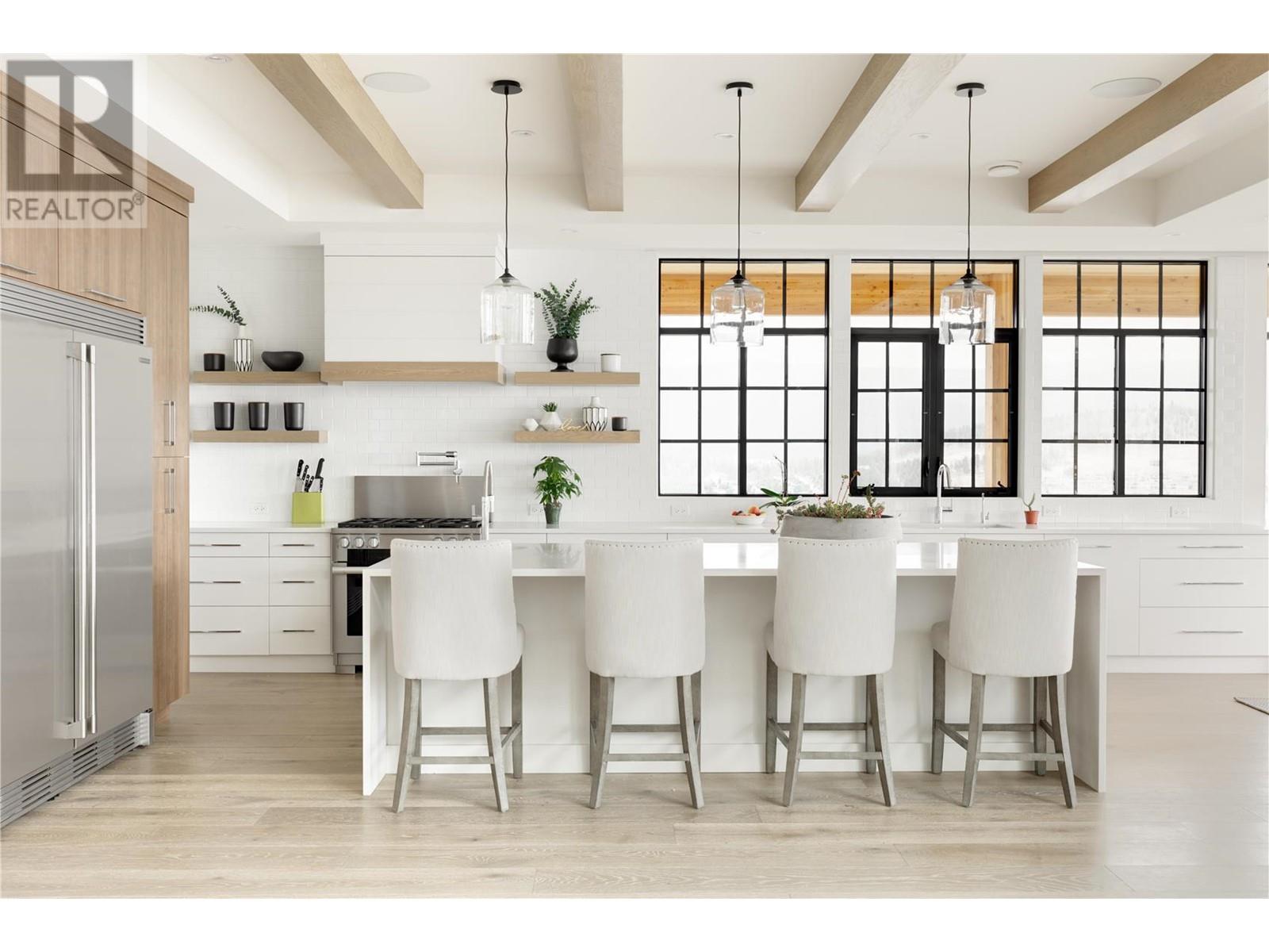 1372 Mine Hill Drive, Kelowna