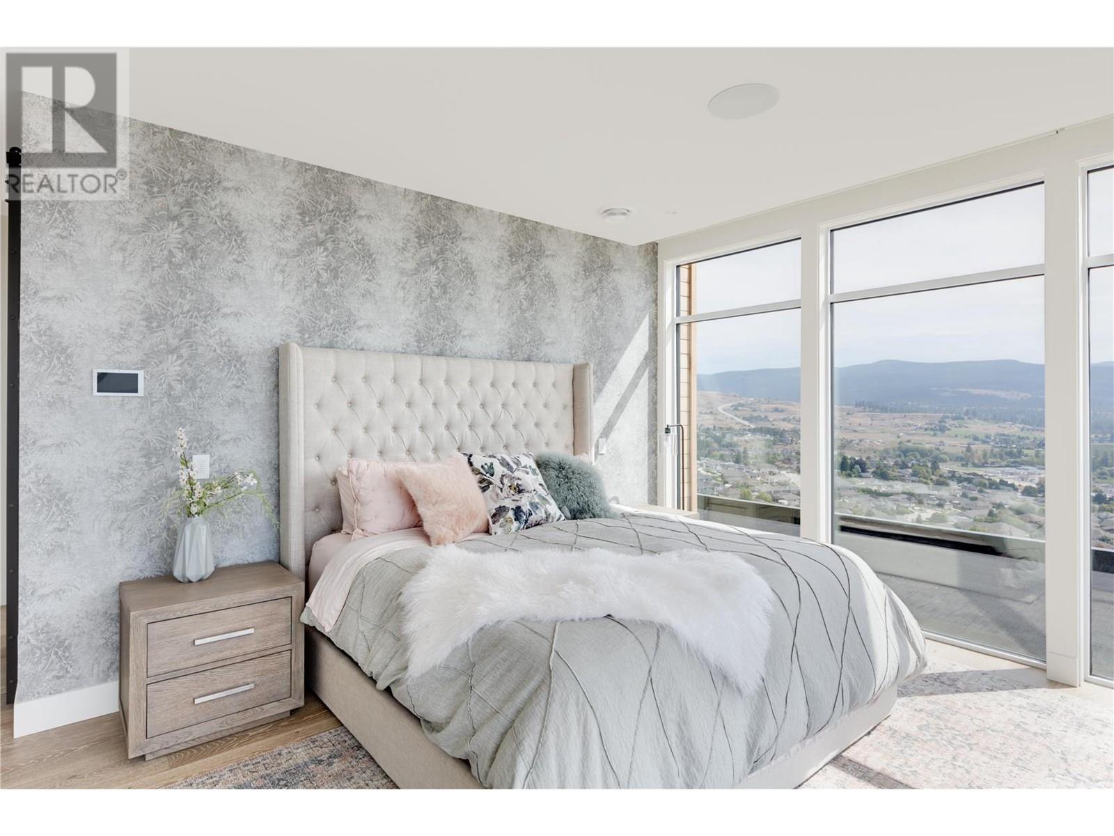1372 Mine Hill Drive, Kelowna