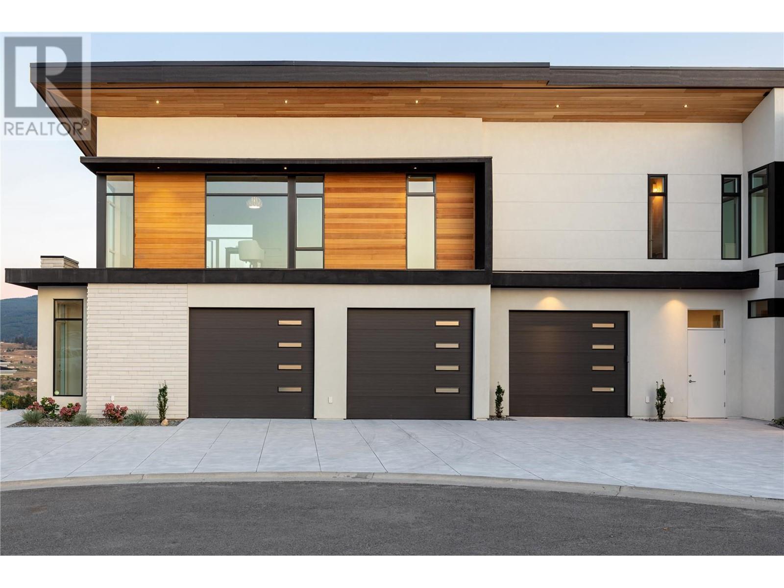 1372 Mine Hill Drive, Kelowna