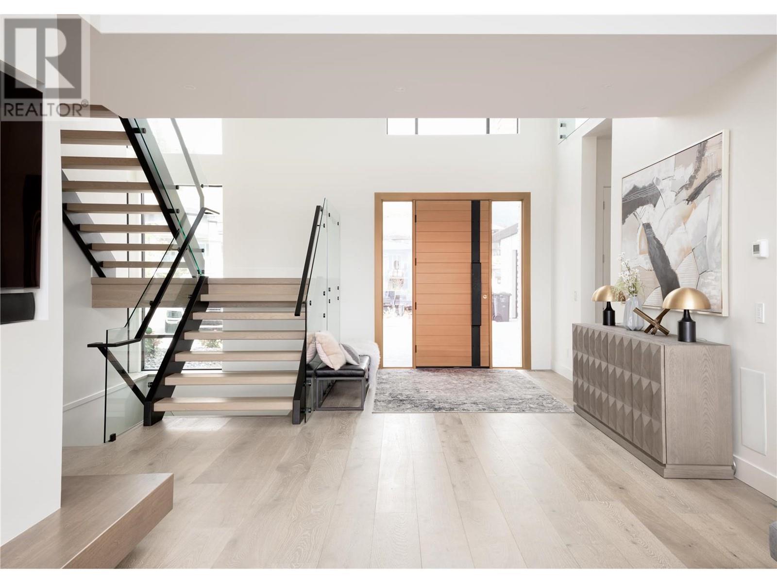 1372 Mine Hill Drive, Kelowna