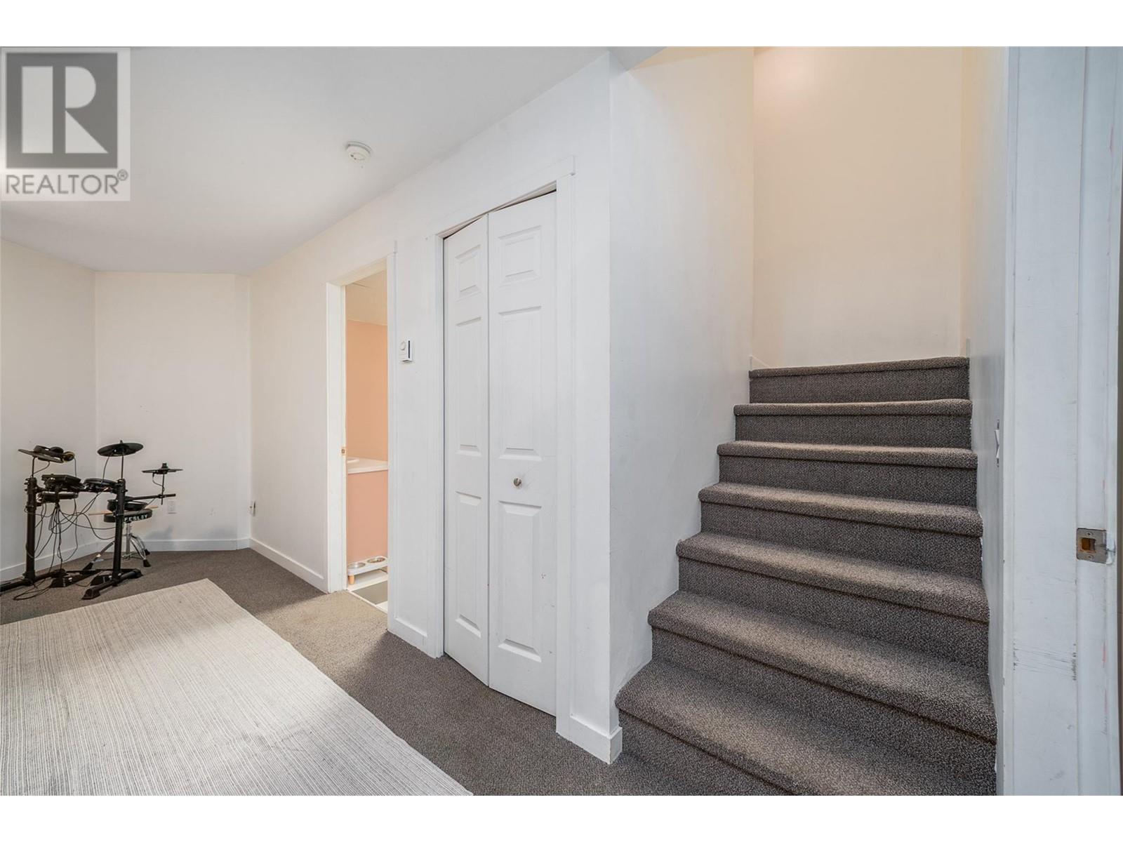 102 1420 Terai Road, Kelowna