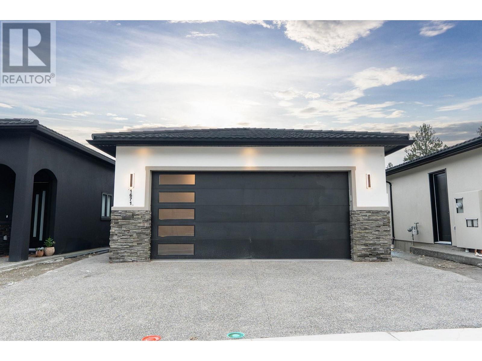 1671 Harbour View Crescent, Kelowna