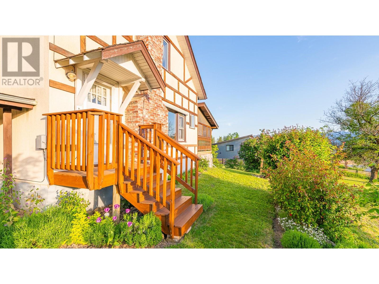 1843 McLaren Street, Creston