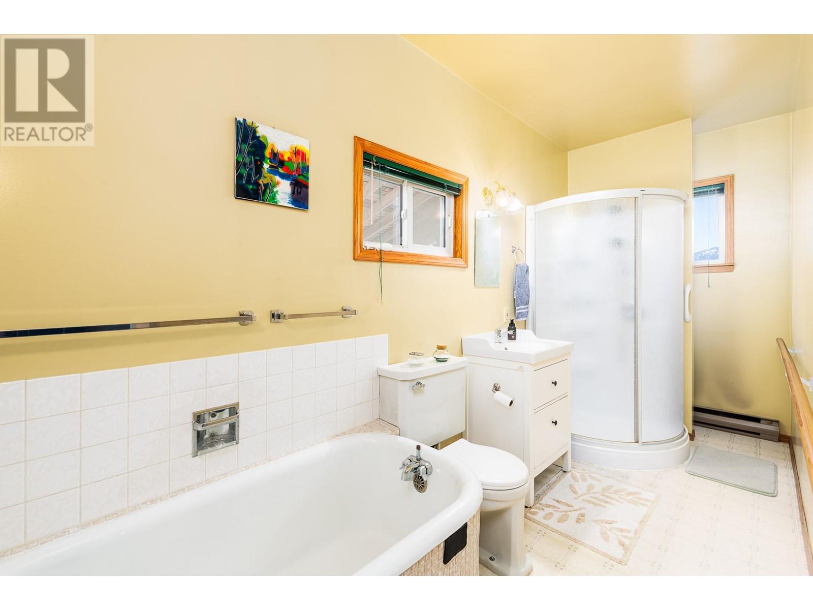 1843 McLaren Street, Creston