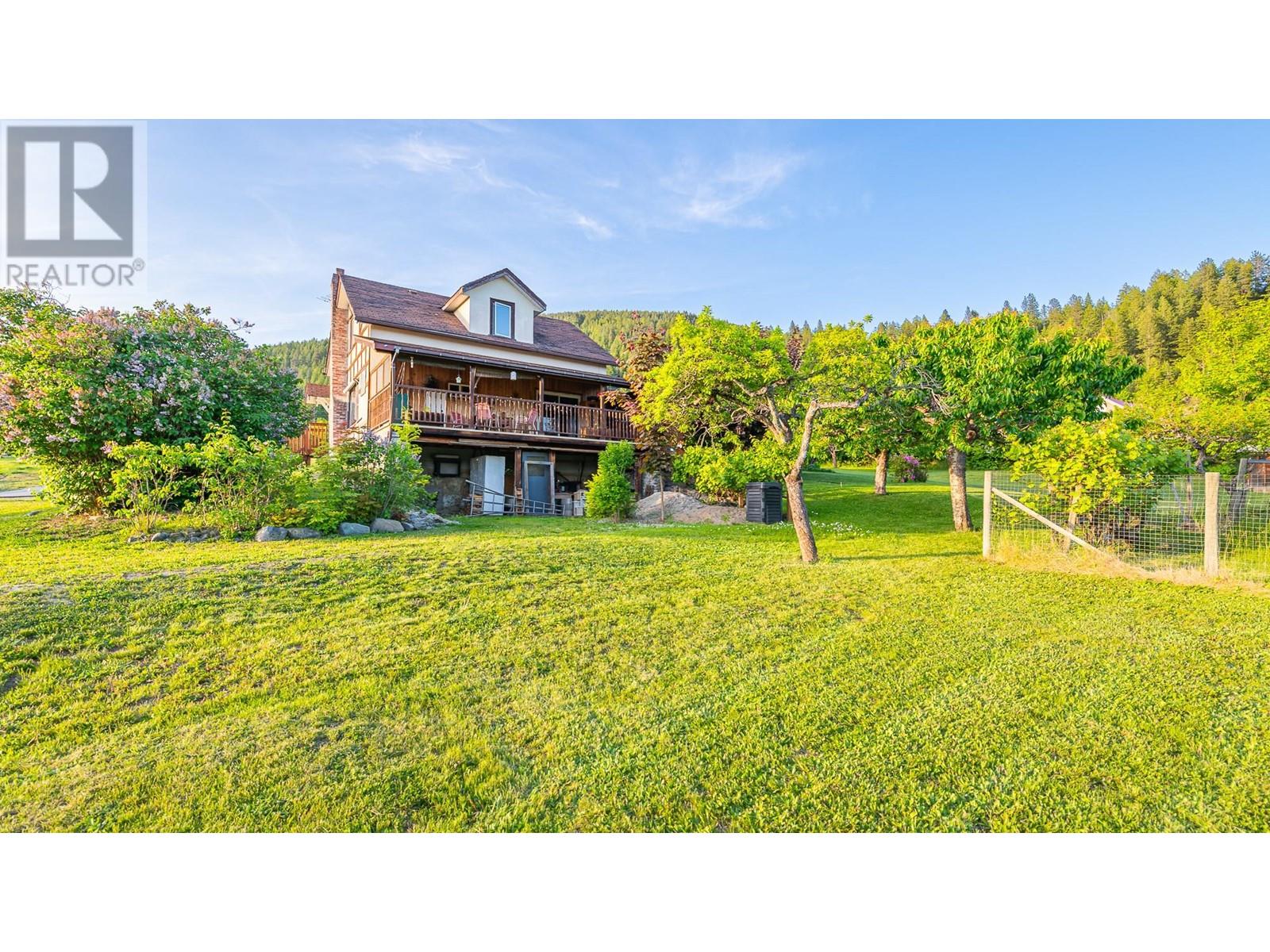 1843 McLaren Street, Creston