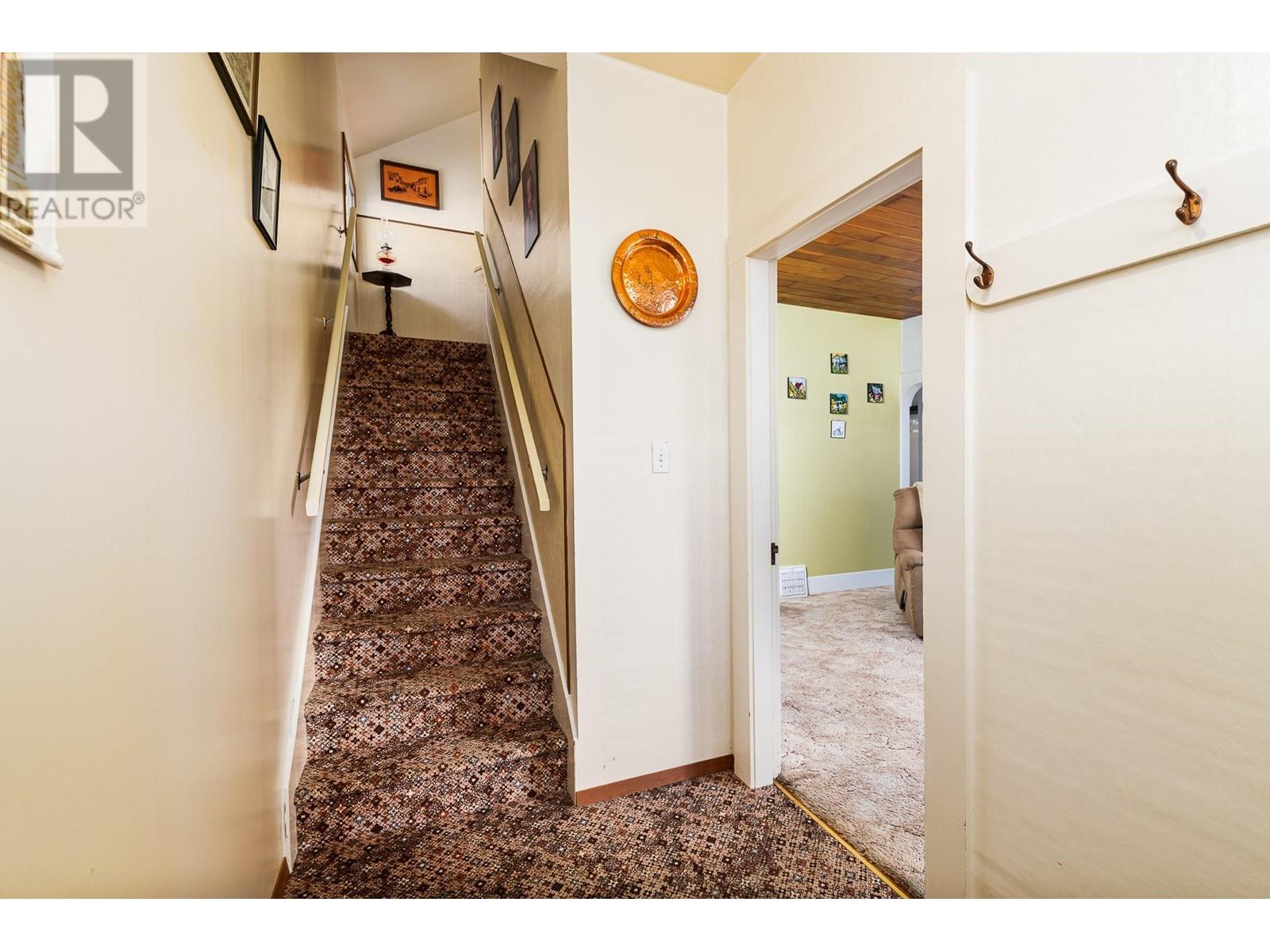 1843 McLaren Street, Creston
