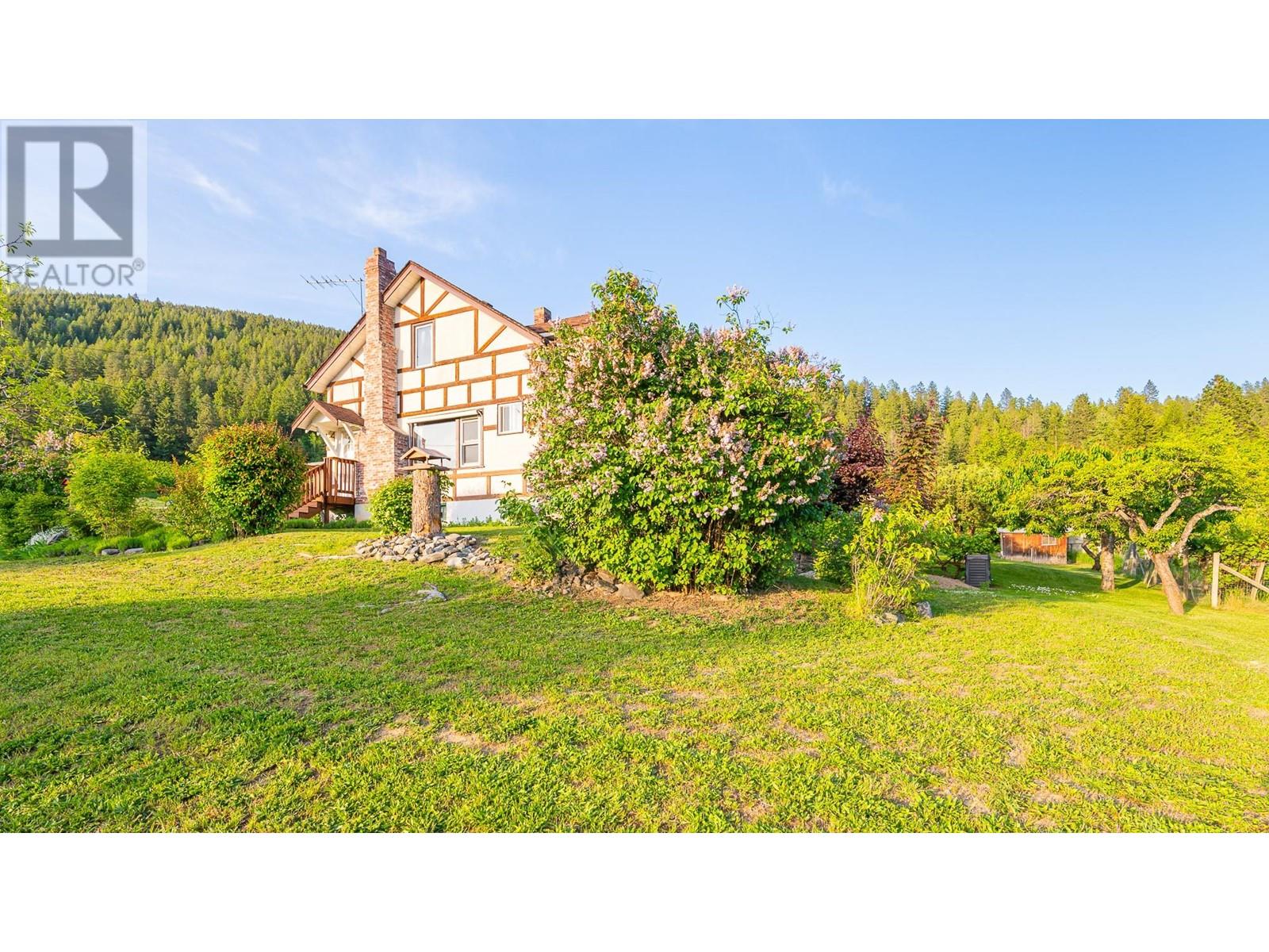 1843 McLaren Street, Creston