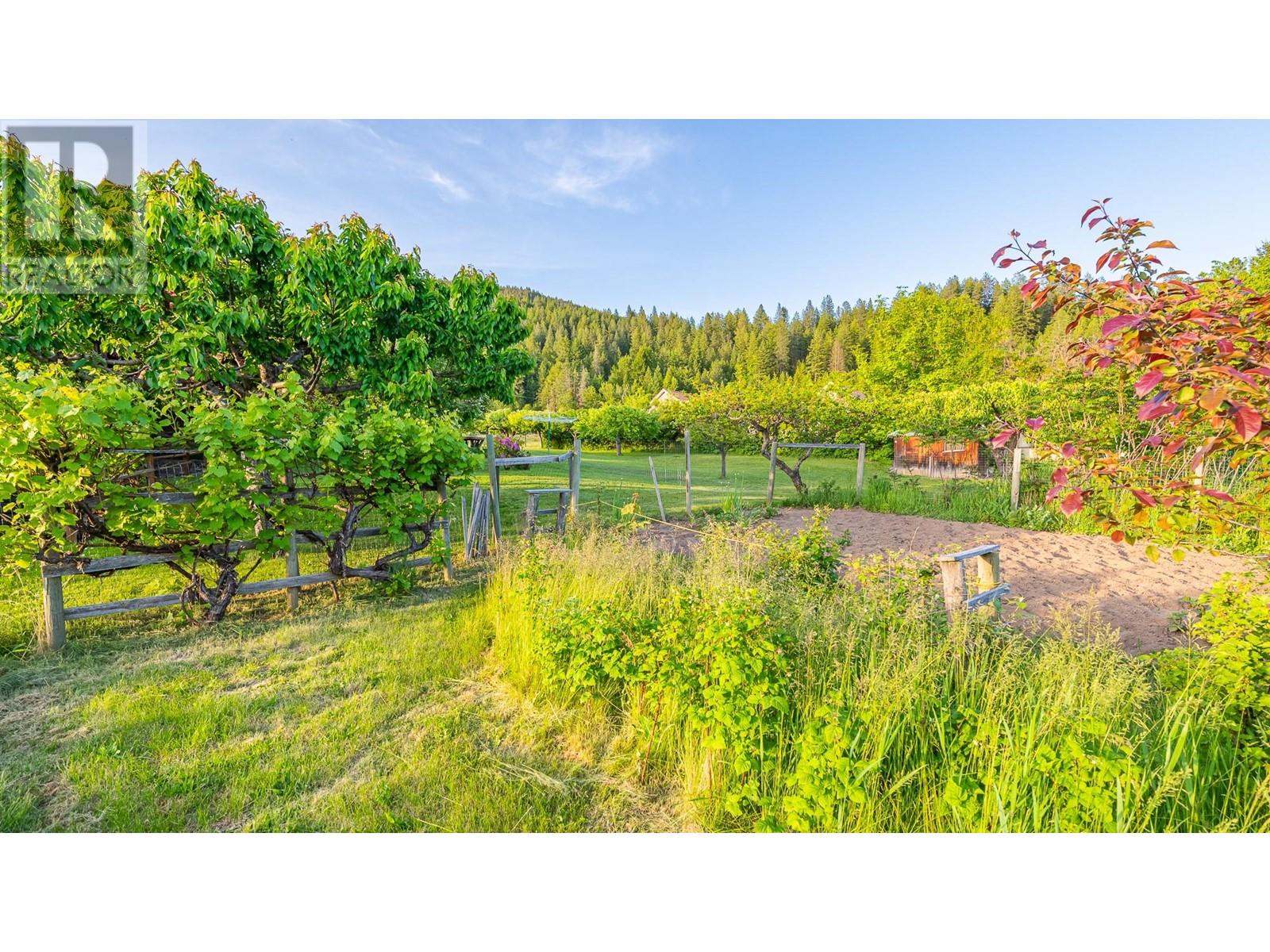 1843 McLaren Street, Creston