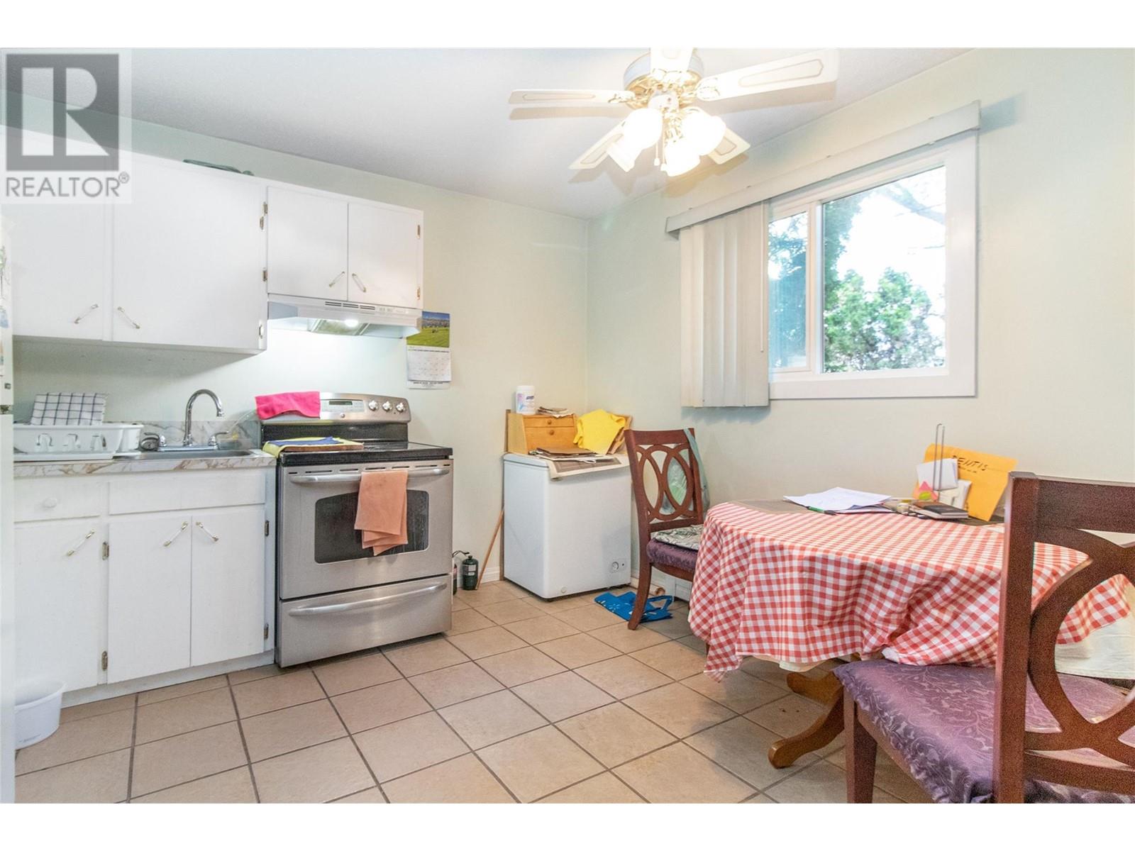 103 150 Scarboro Road, Kelowna