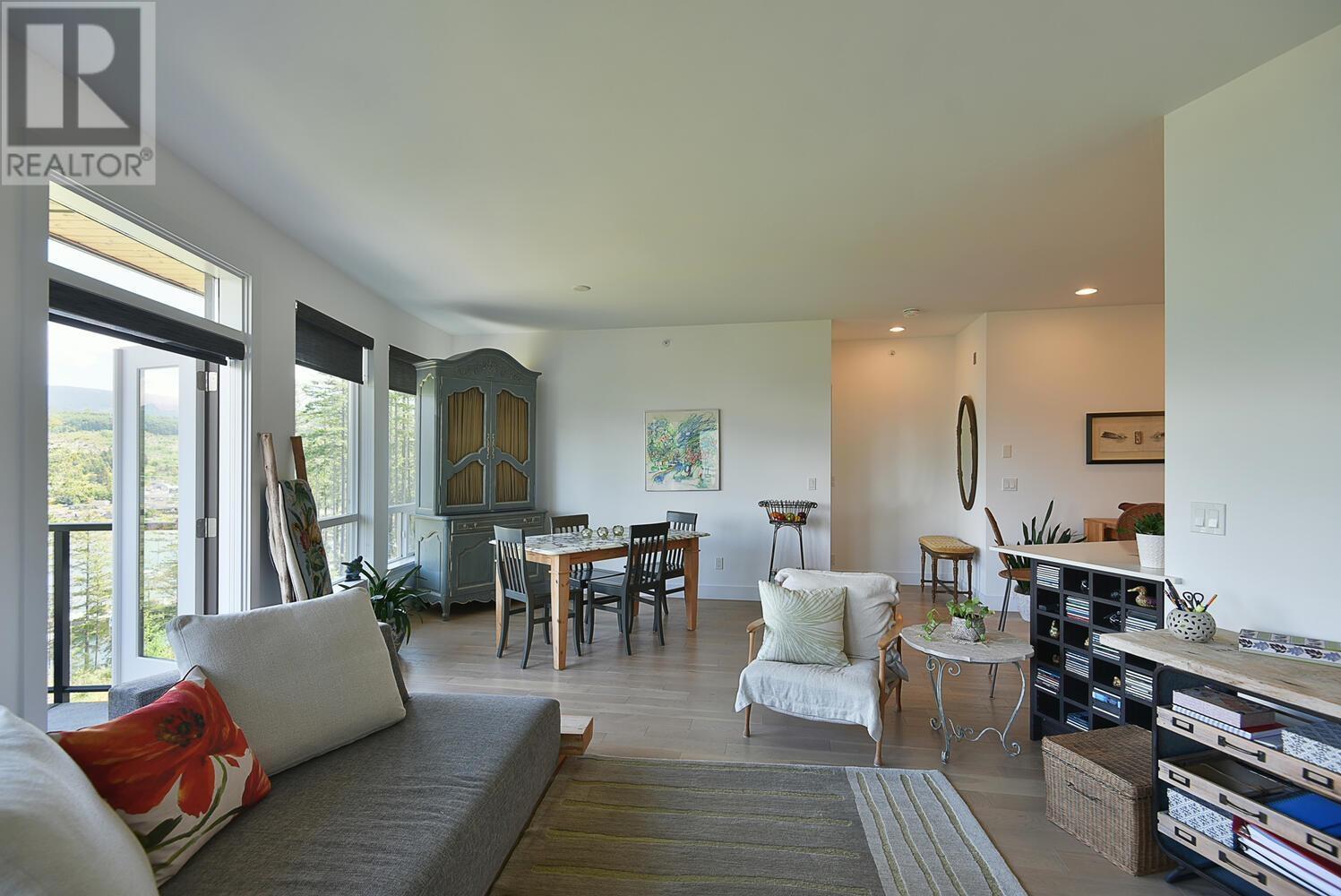 302 5780 MARINE WAY, Sechelt