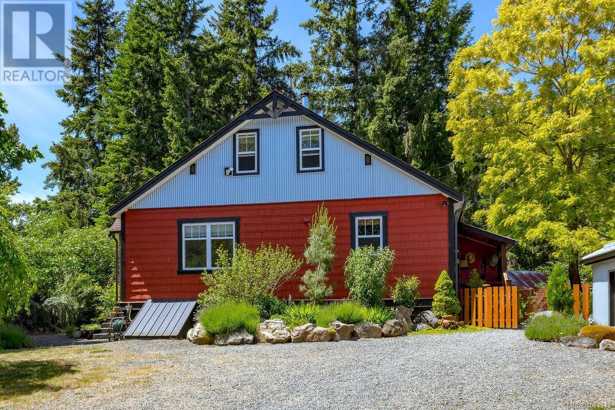 Photo 5 of 7661 Mays Rd, Duncan BC