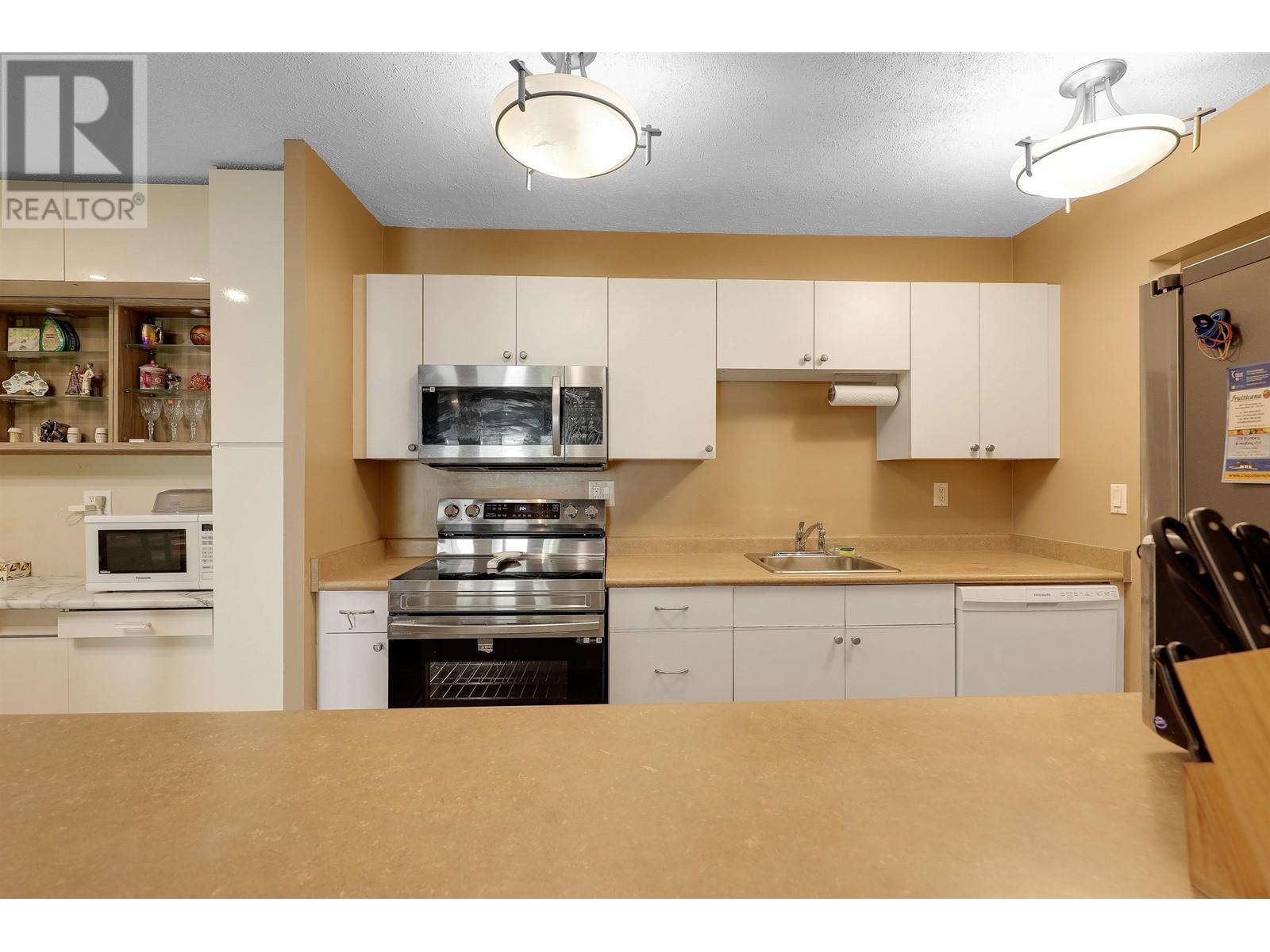Photo 9 of 308 2381 Bury Avenue, Port Coquitlam BC