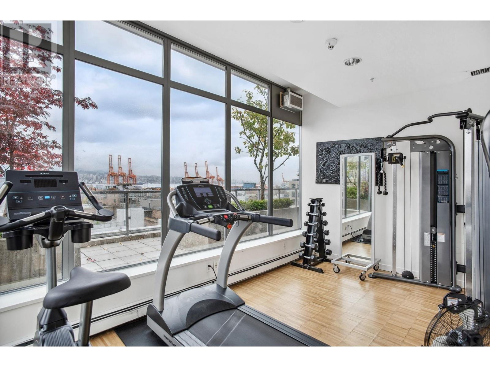 809 66 W CORDOVA STREET, Vancouver