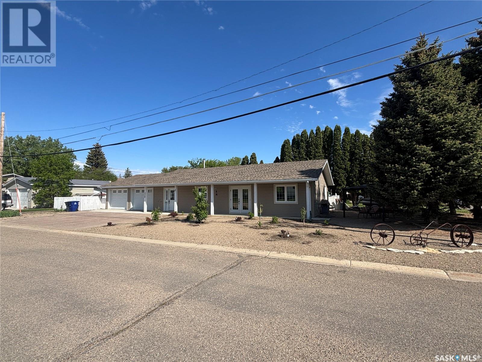 Photo 1 of 228 Hearn Street, Outlook SK