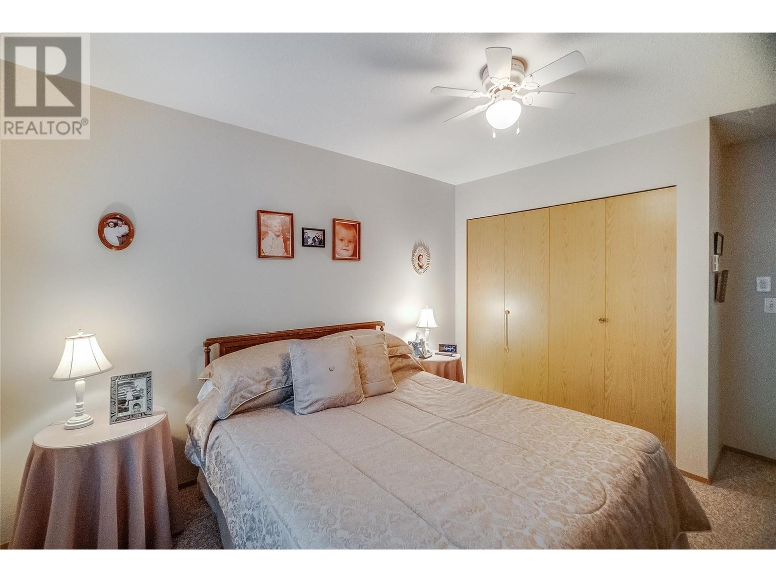 663 COLUMBIA Avenue, Castlegar