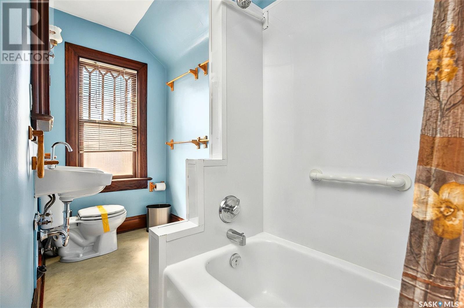 Photo 36 of 944 Alder Avenue, Moose Jaw SK