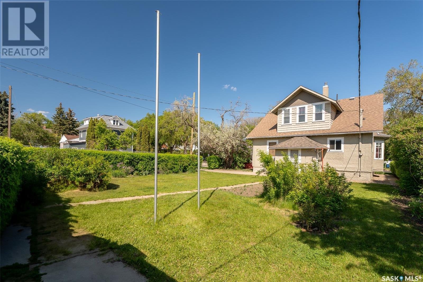 Photo 48 of 944 Alder Avenue, Moose Jaw SK