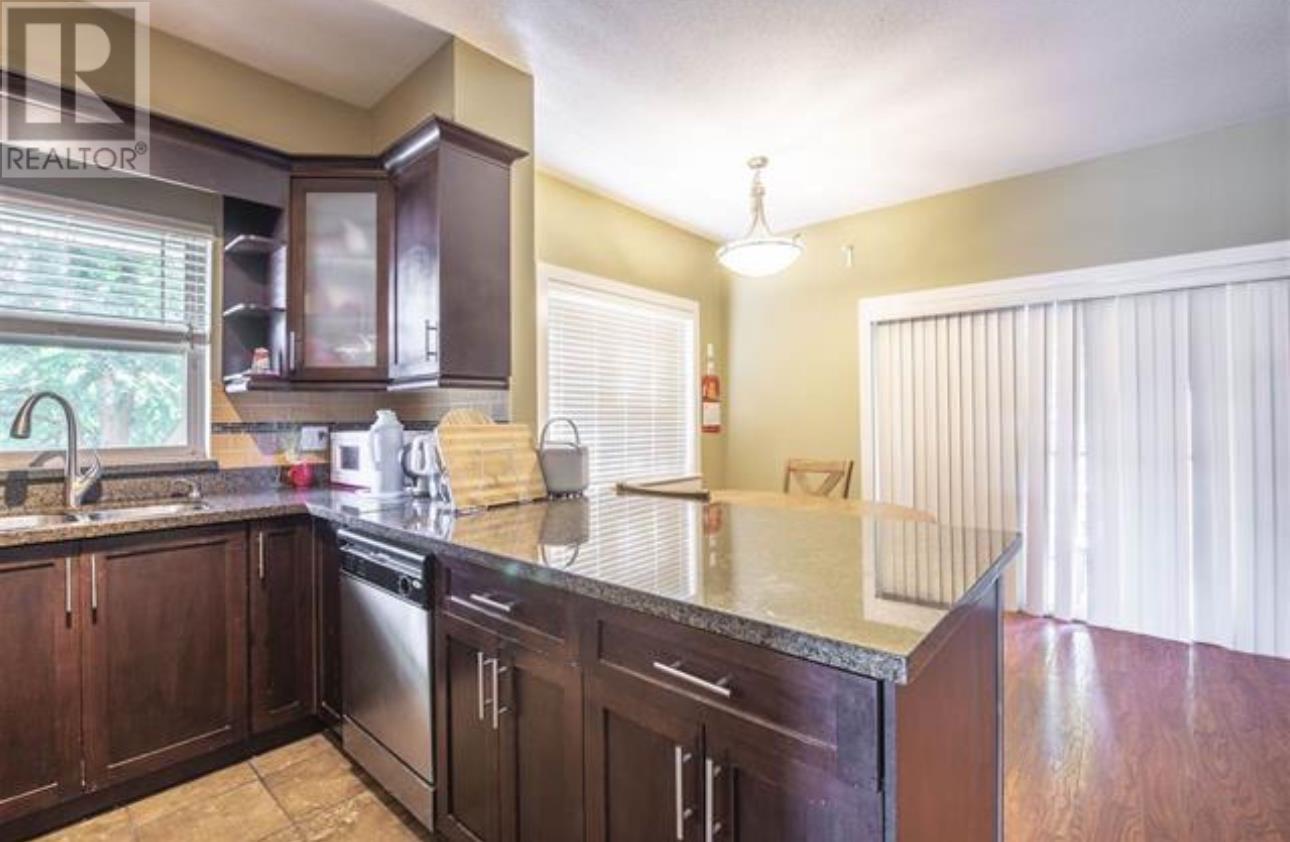 Photo 8 of 12 9000 Granville Avenue, Richmond BC
