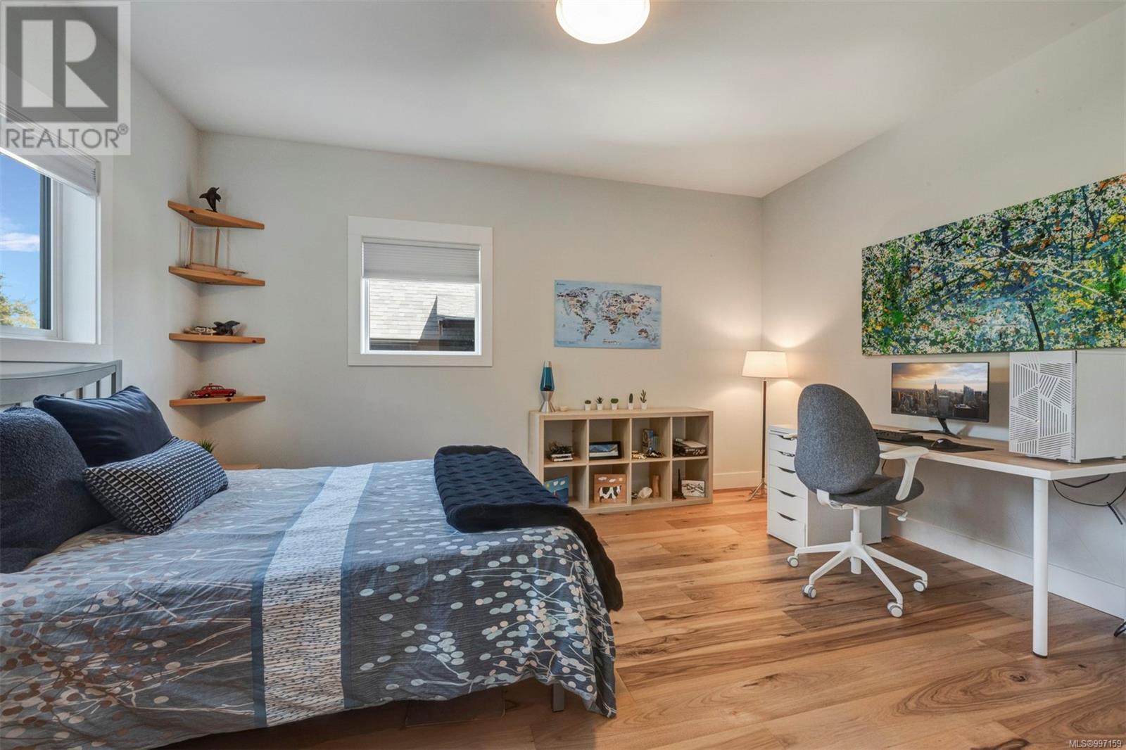 8660 Richland Pl, North Saanich