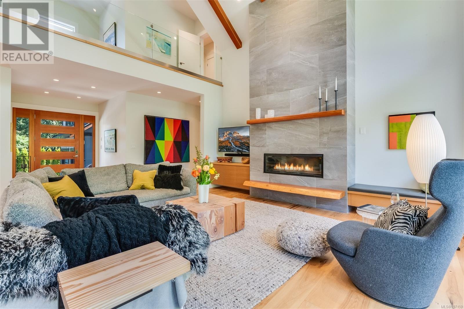 8660 Richland Pl, North Saanich