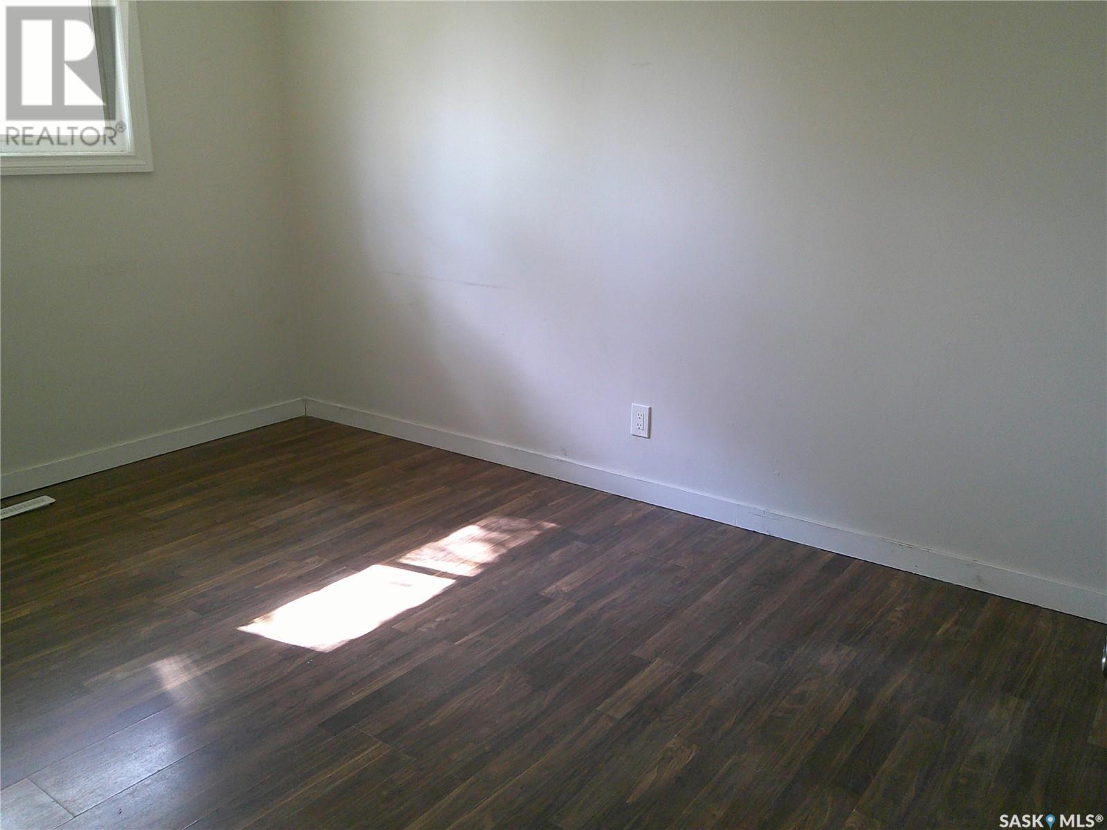 Photo 6 of 764 Elphinstone Street, Regina SK
