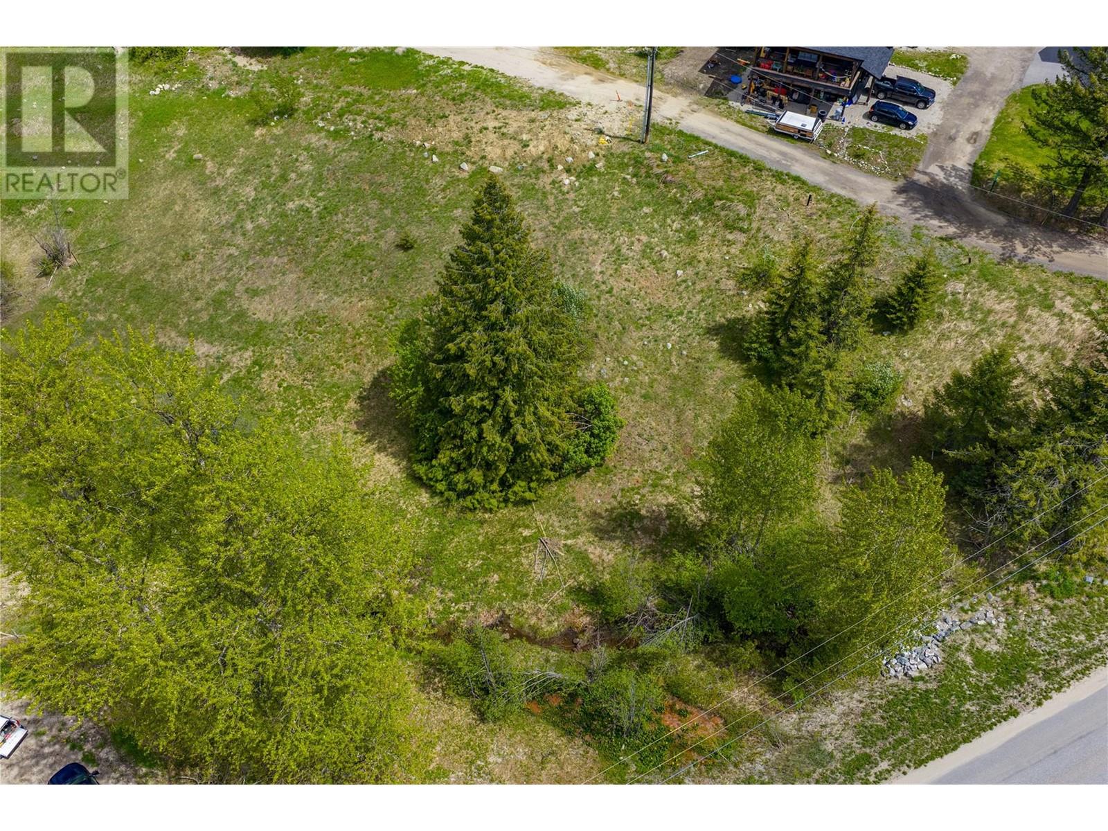 201 JOLIFFE Way, Rossland