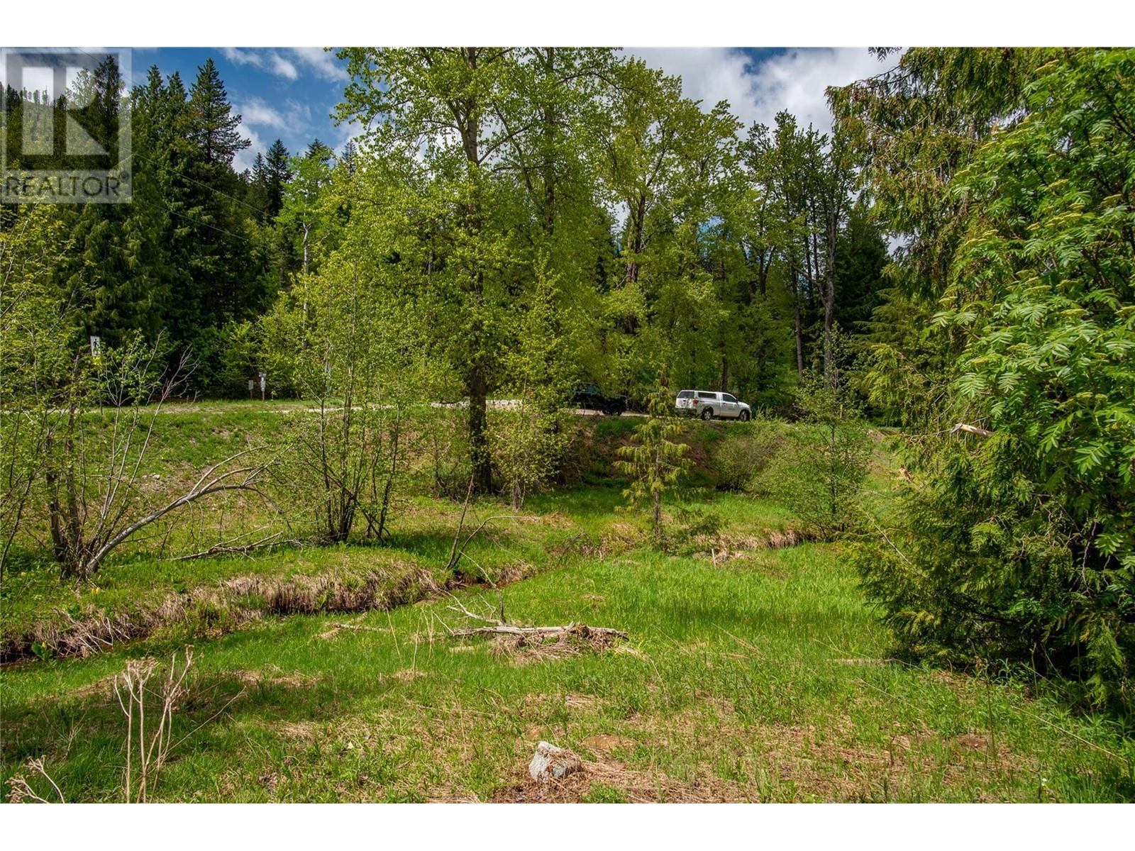 201 JOLIFFE Way, Rossland