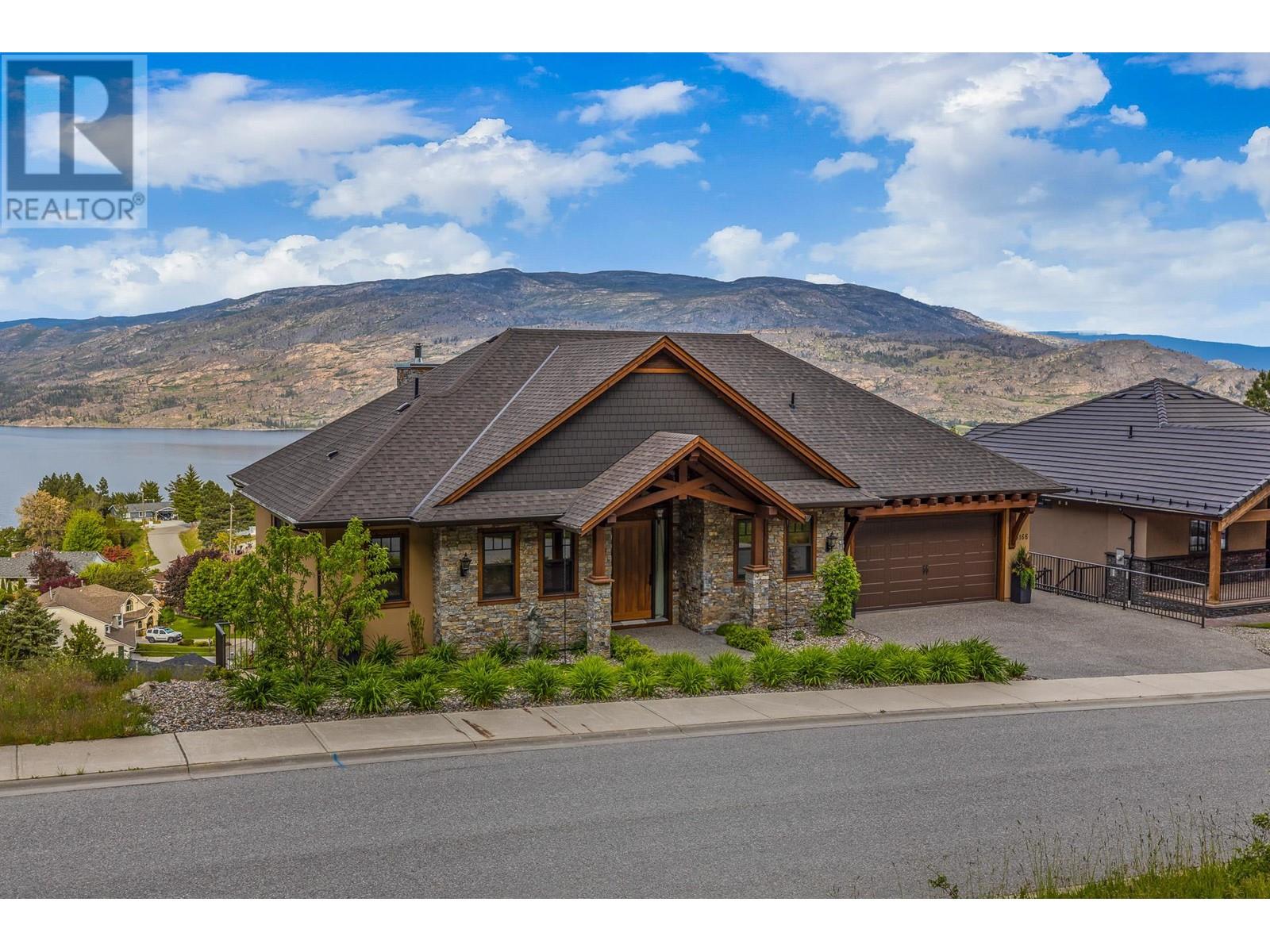  6166 Seymoure Avenue, Peachland